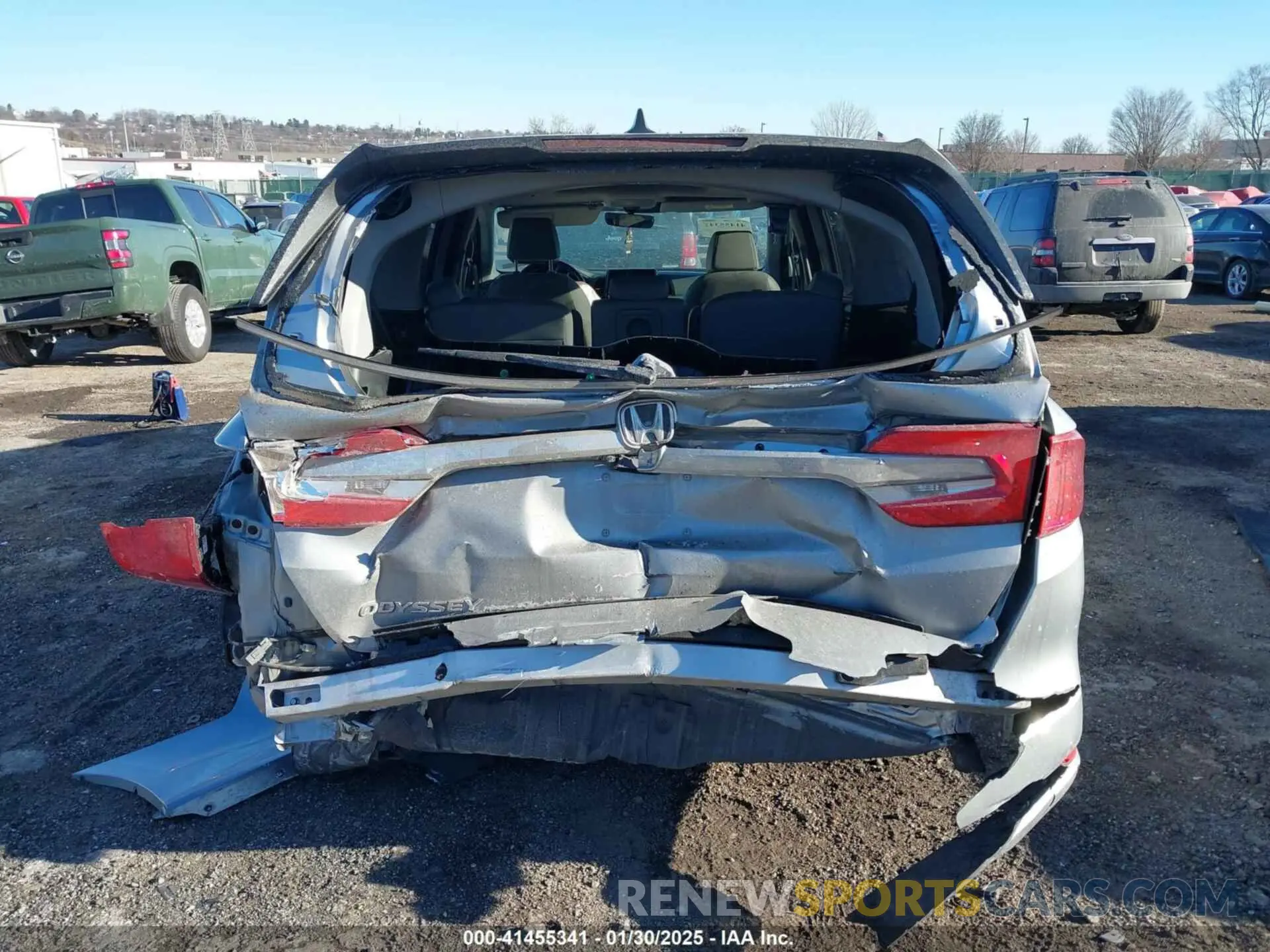 15 Photograph of a damaged car 5FNRL6H71LB037678 HONDA ODYSSEY 2020