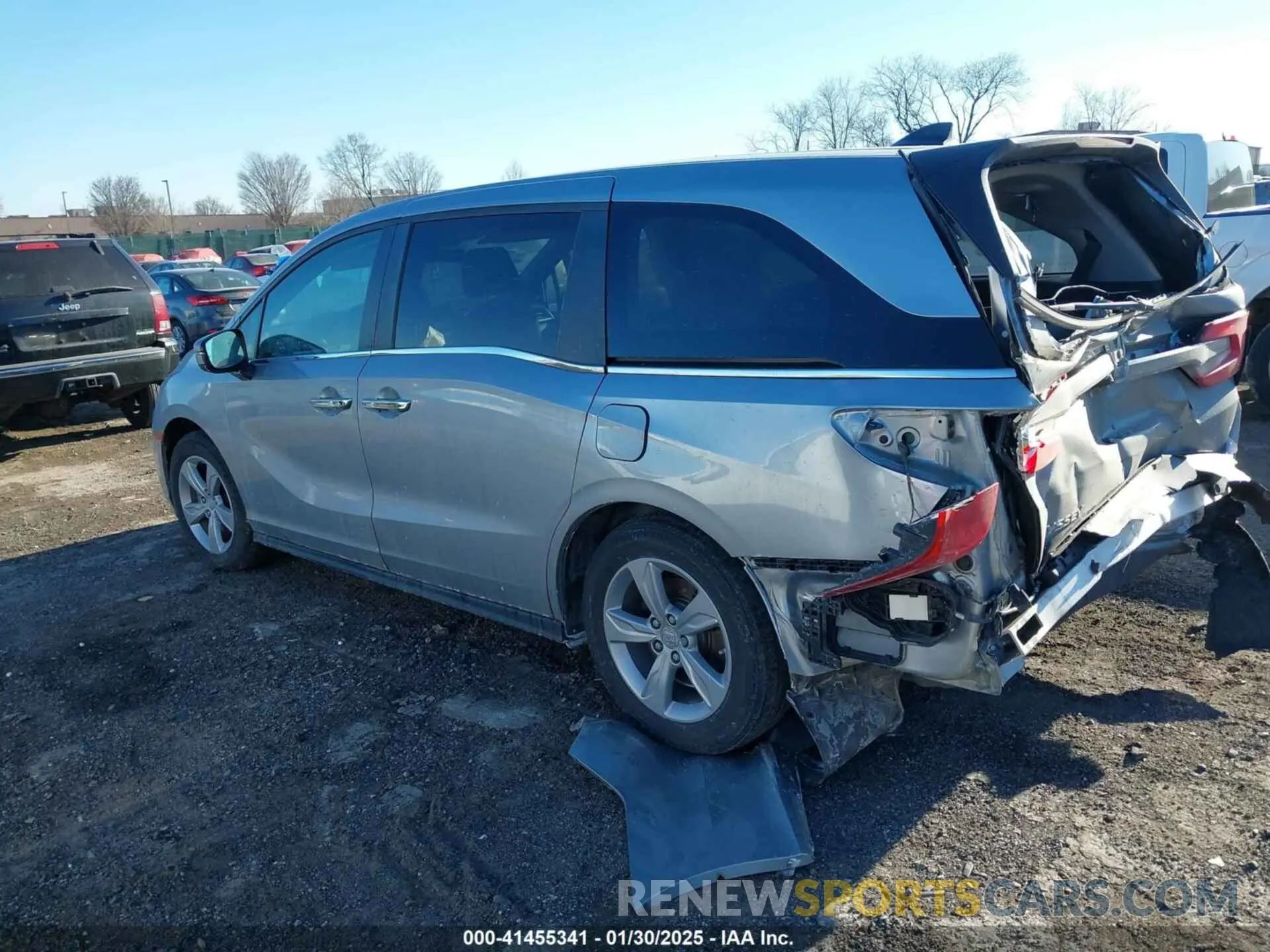 3 Photograph of a damaged car 5FNRL6H71LB037678 HONDA ODYSSEY 2020