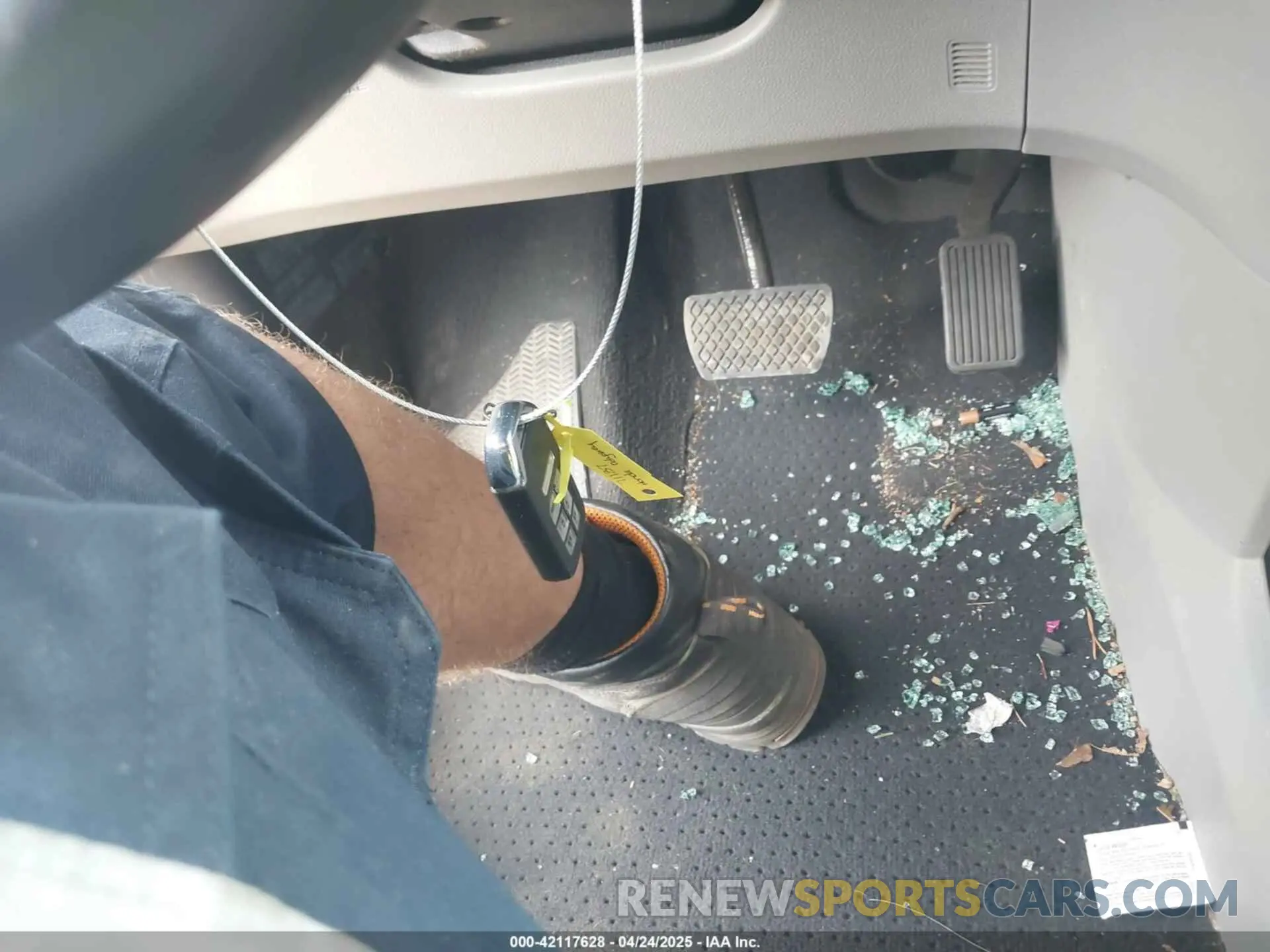 11 Photograph of a damaged car 5FNRL6H71LB054853 HONDA ODYSSEY 2020