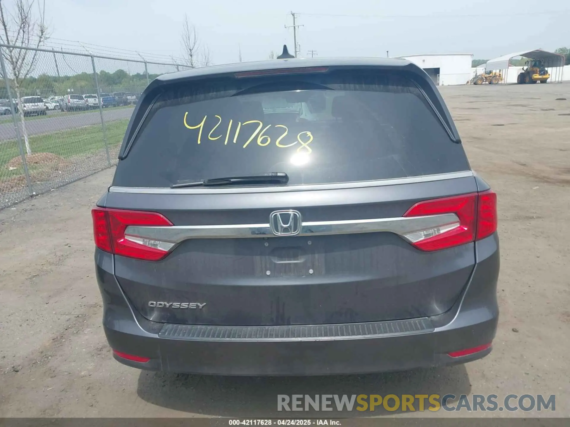 16 Photograph of a damaged car 5FNRL6H71LB054853 HONDA ODYSSEY 2020