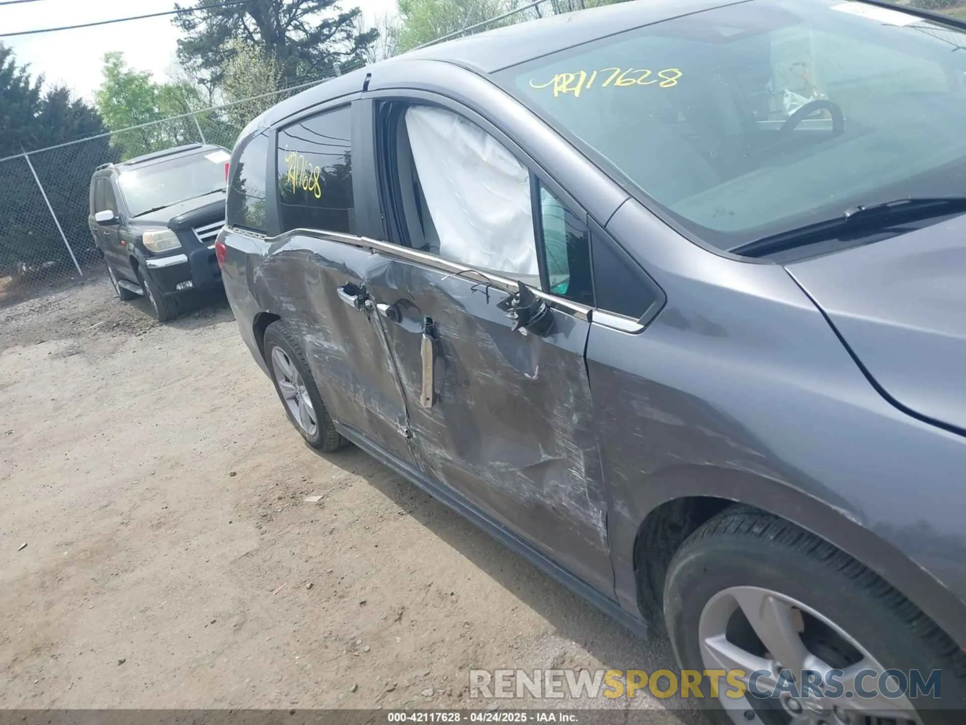 6 Photograph of a damaged car 5FNRL6H71LB054853 HONDA ODYSSEY 2020