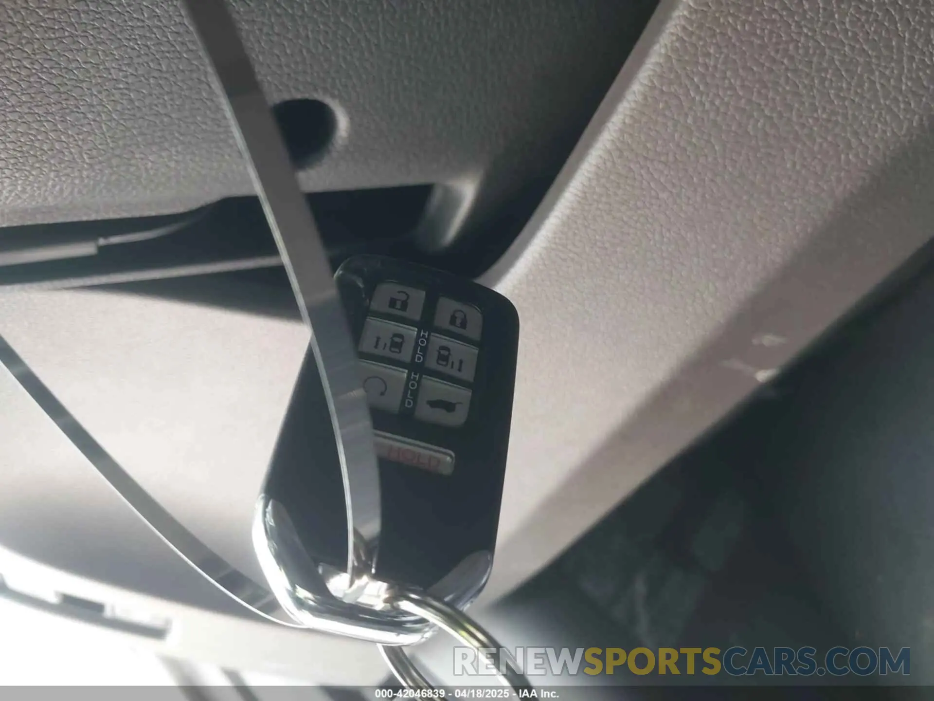 11 Photograph of a damaged car 5FNRL6H72LB059155 HONDA ODYSSEY 2020
