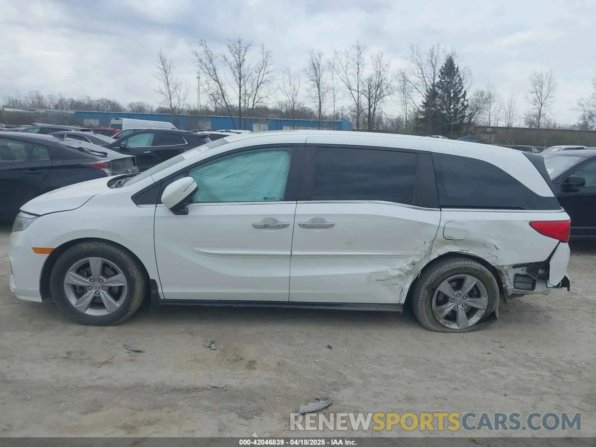 15 Photograph of a damaged car 5FNRL6H72LB059155 HONDA ODYSSEY 2020