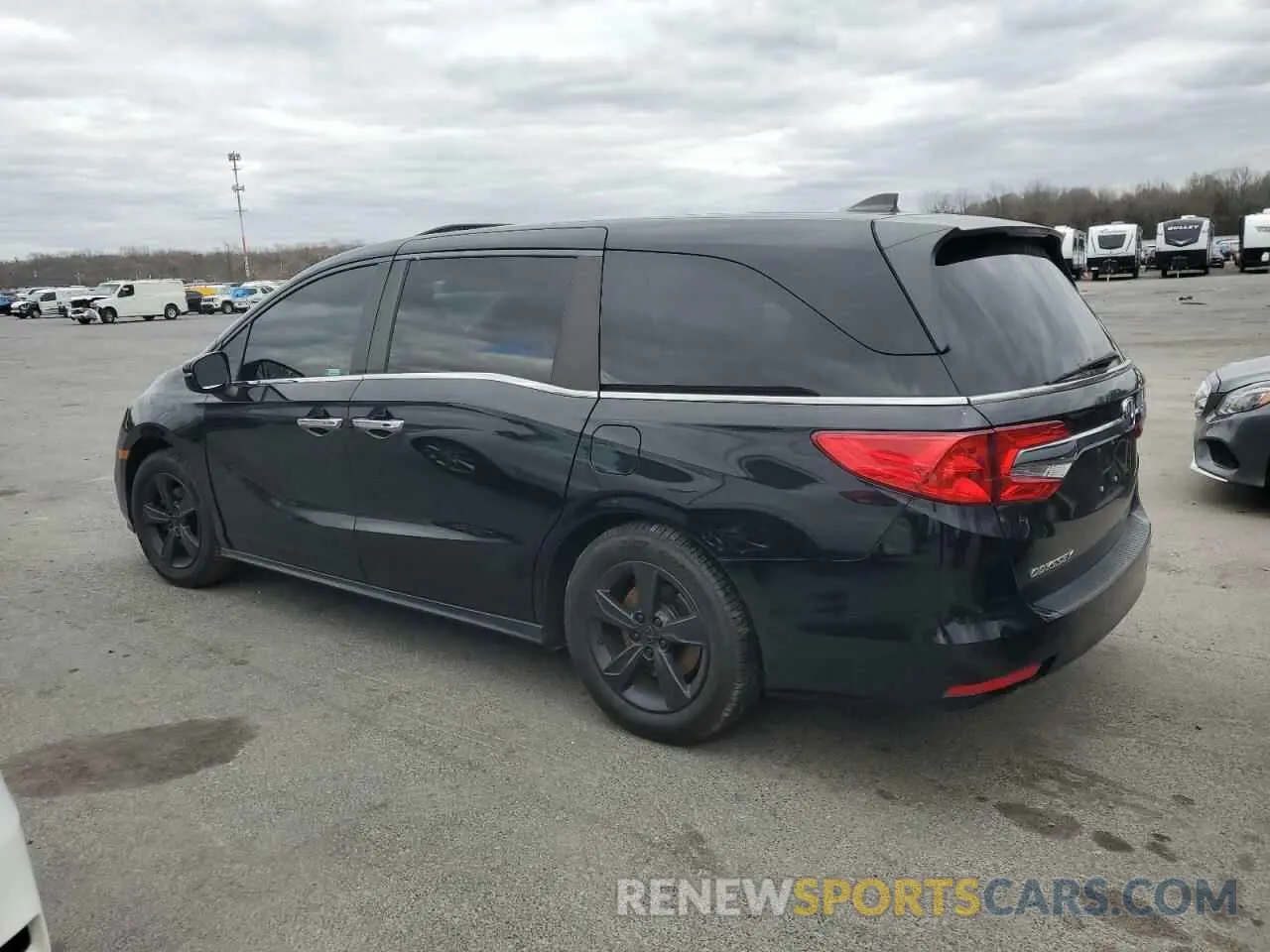 2 Photograph of a damaged car 5FNRL6H73LB027654 HONDA ODYSSEY 2020