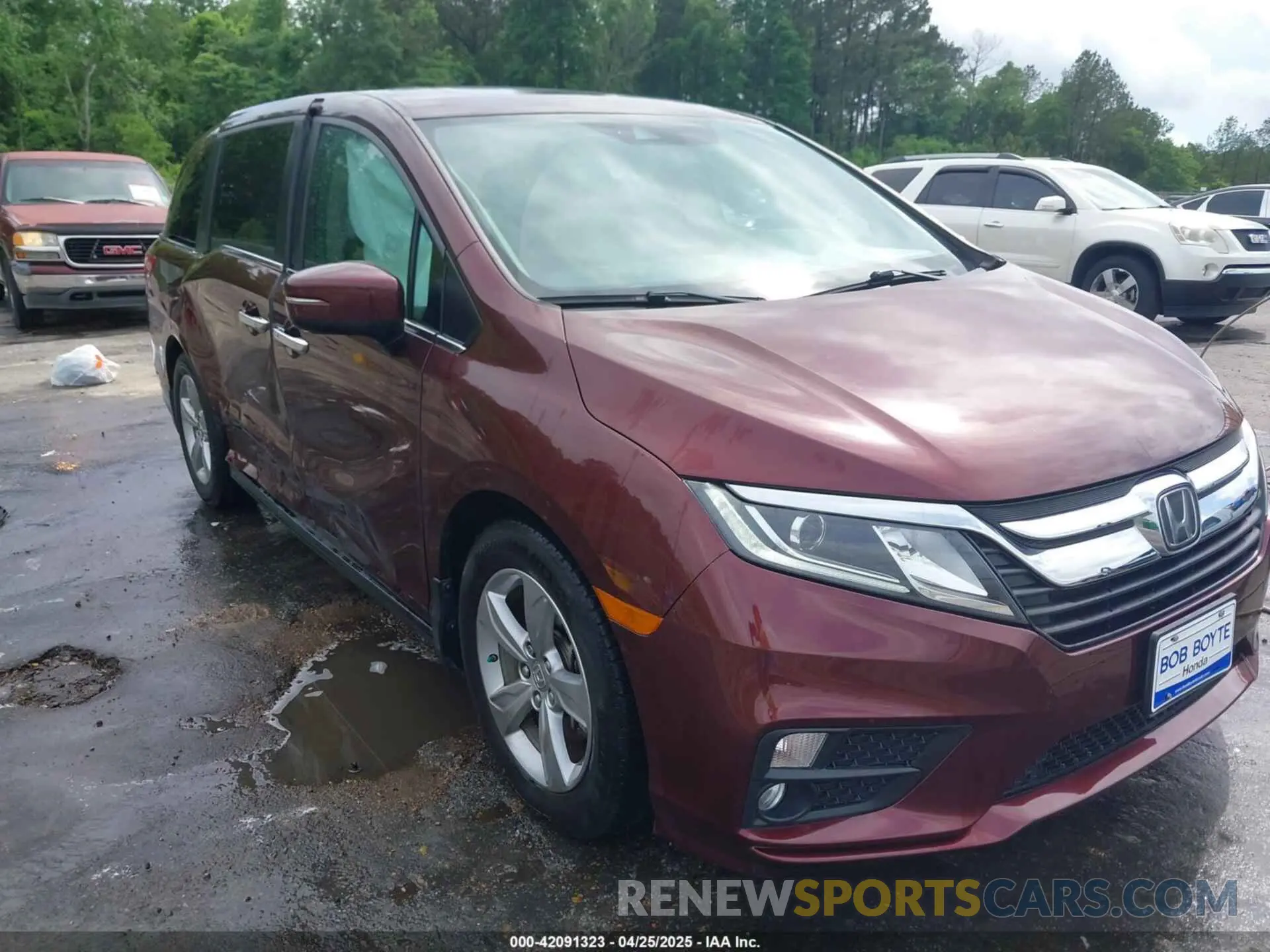 1 Photograph of a damaged car 5FNRL6H74LB041613 HONDA ODYSSEY 2020