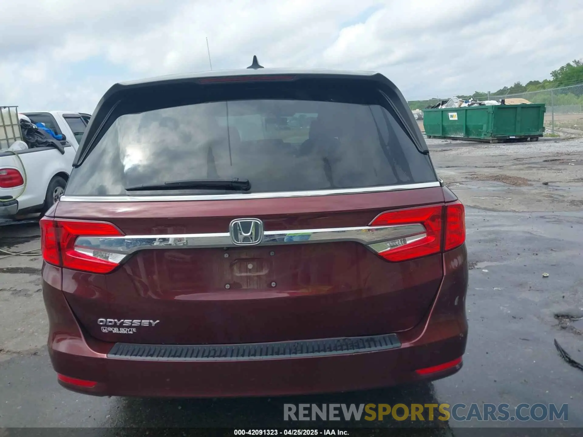 16 Photograph of a damaged car 5FNRL6H74LB041613 HONDA ODYSSEY 2020
