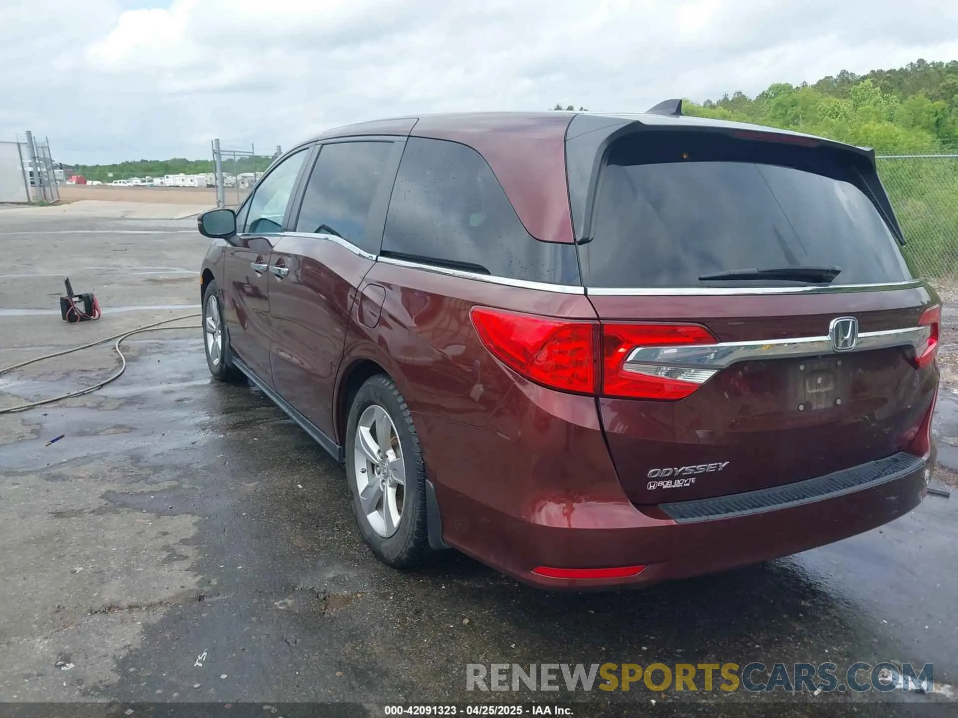 3 Photograph of a damaged car 5FNRL6H74LB041613 HONDA ODYSSEY 2020