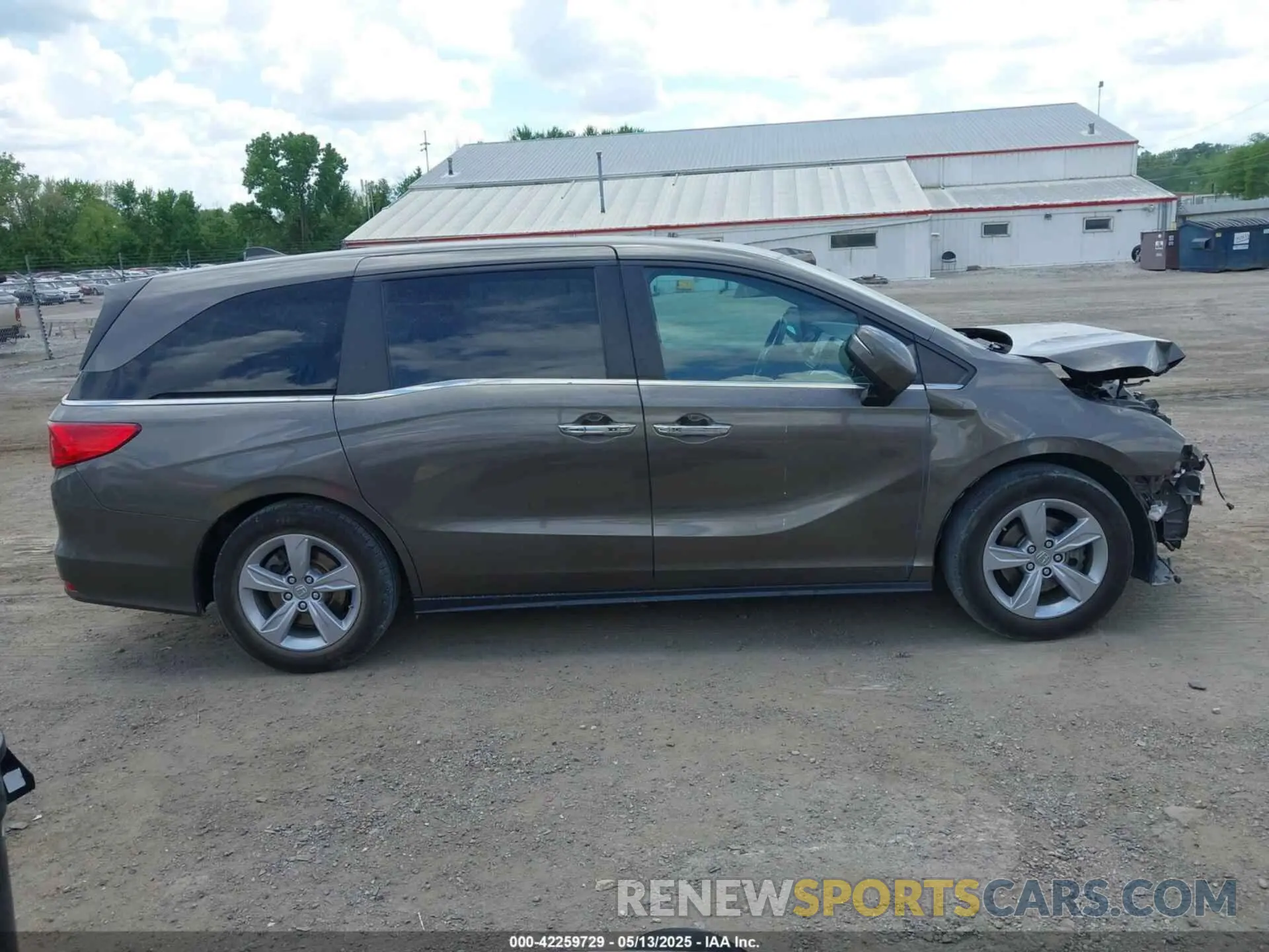13 Photograph of a damaged car 5FNRL6H74LB051994 HONDA ODYSSEY 2020