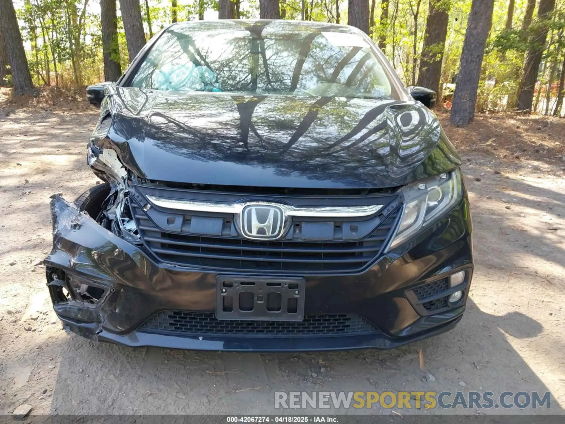 11 Photograph of a damaged car 5FNRL6H75LB022763 HONDA ODYSSEY 2020