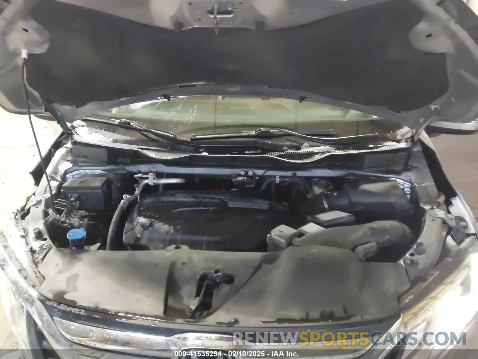 10 Photograph of a damaged car 5FNRL6H76LB042228 HONDA ODYSSEY 2020