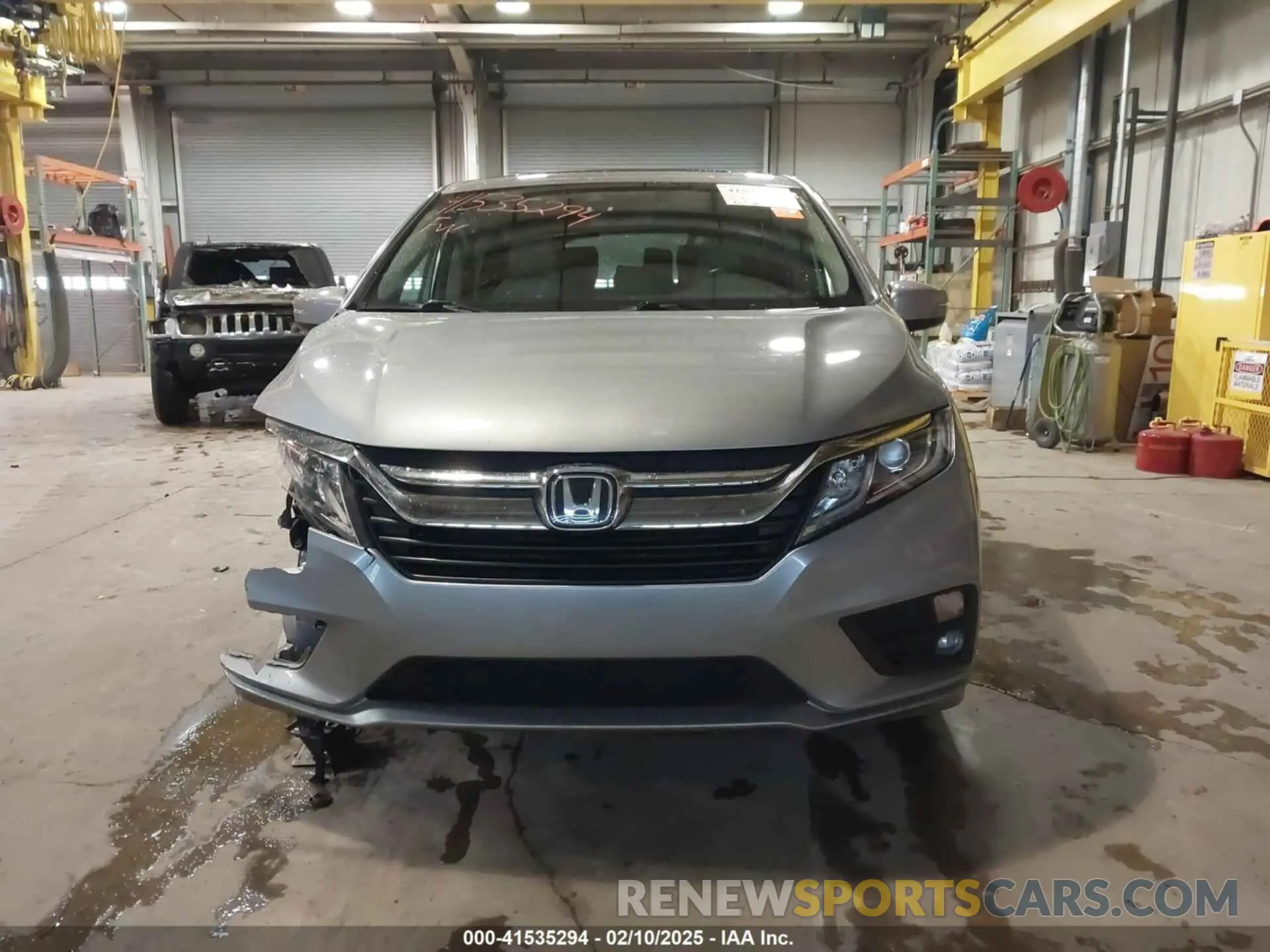 13 Photograph of a damaged car 5FNRL6H76LB042228 HONDA ODYSSEY 2020