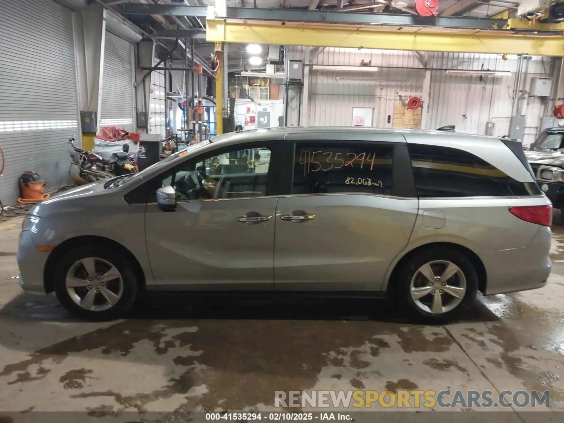 15 Photograph of a damaged car 5FNRL6H76LB042228 HONDA ODYSSEY 2020