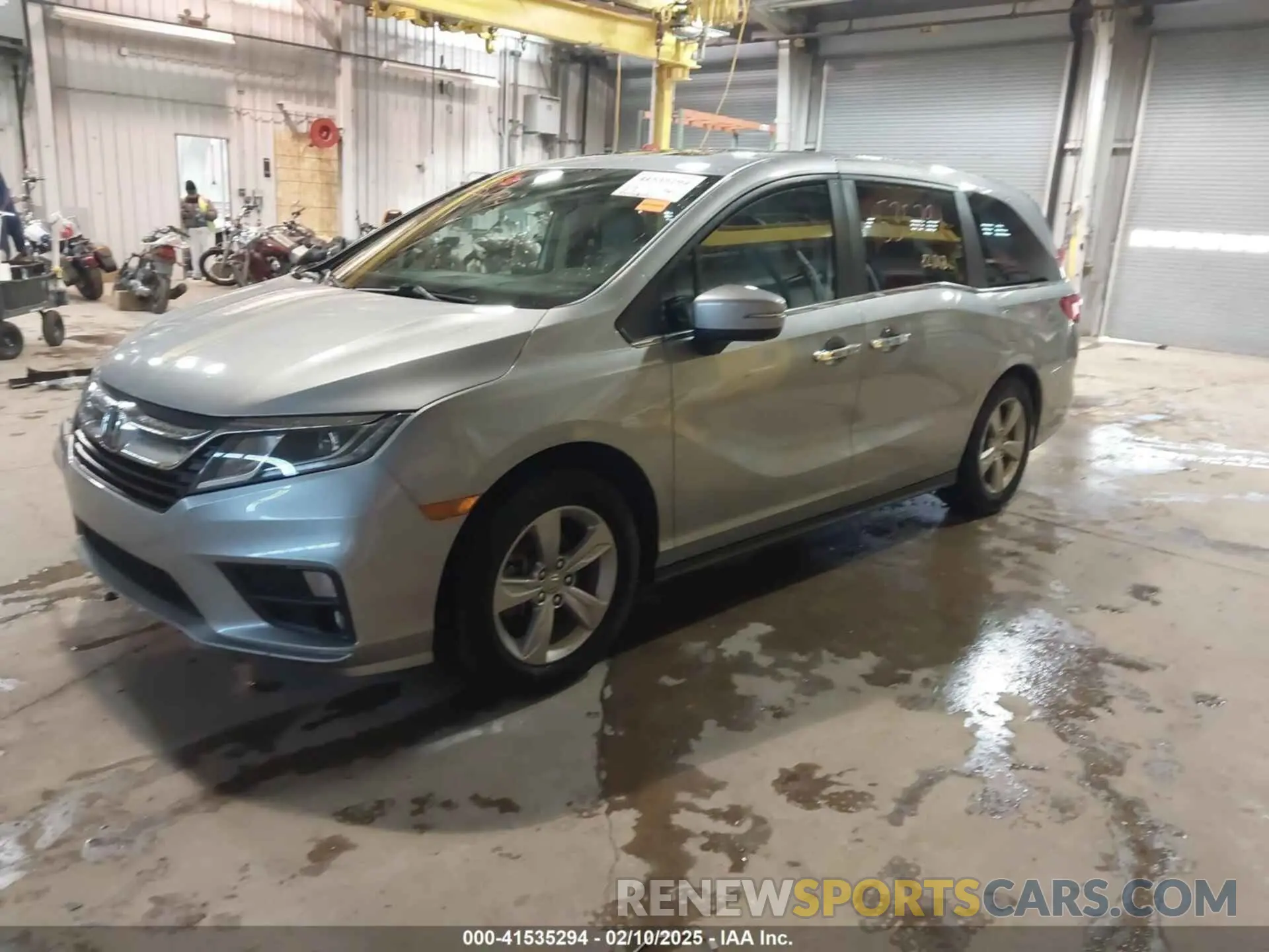 2 Photograph of a damaged car 5FNRL6H76LB042228 HONDA ODYSSEY 2020