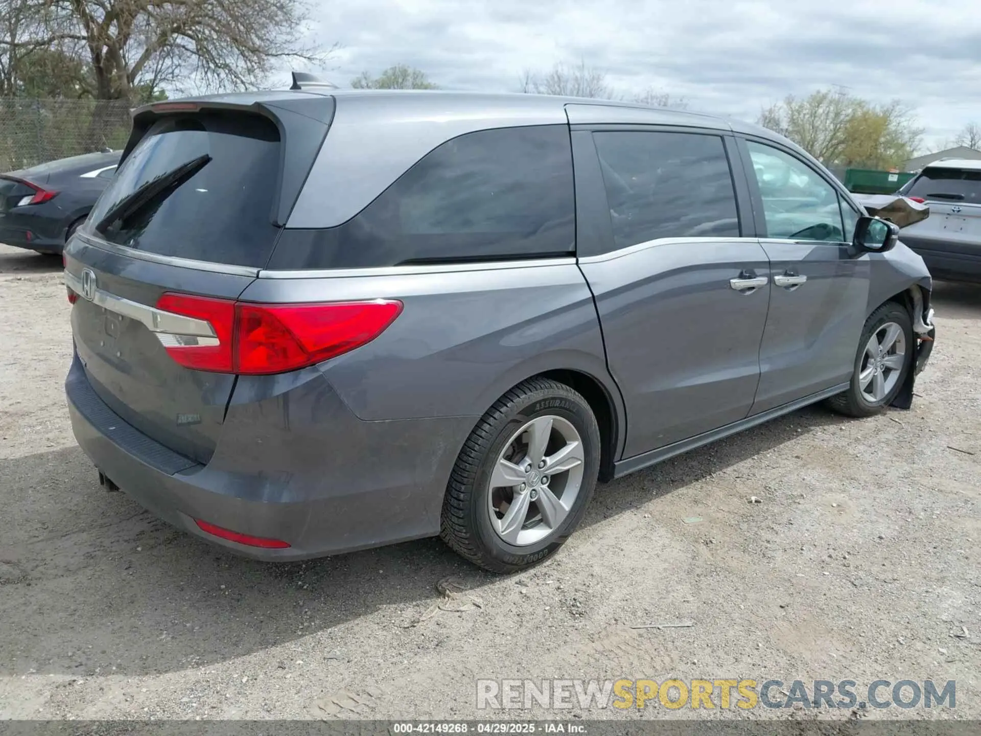 4 Photograph of a damaged car 5FNRL6H76LB062477 HONDA ODYSSEY 2020