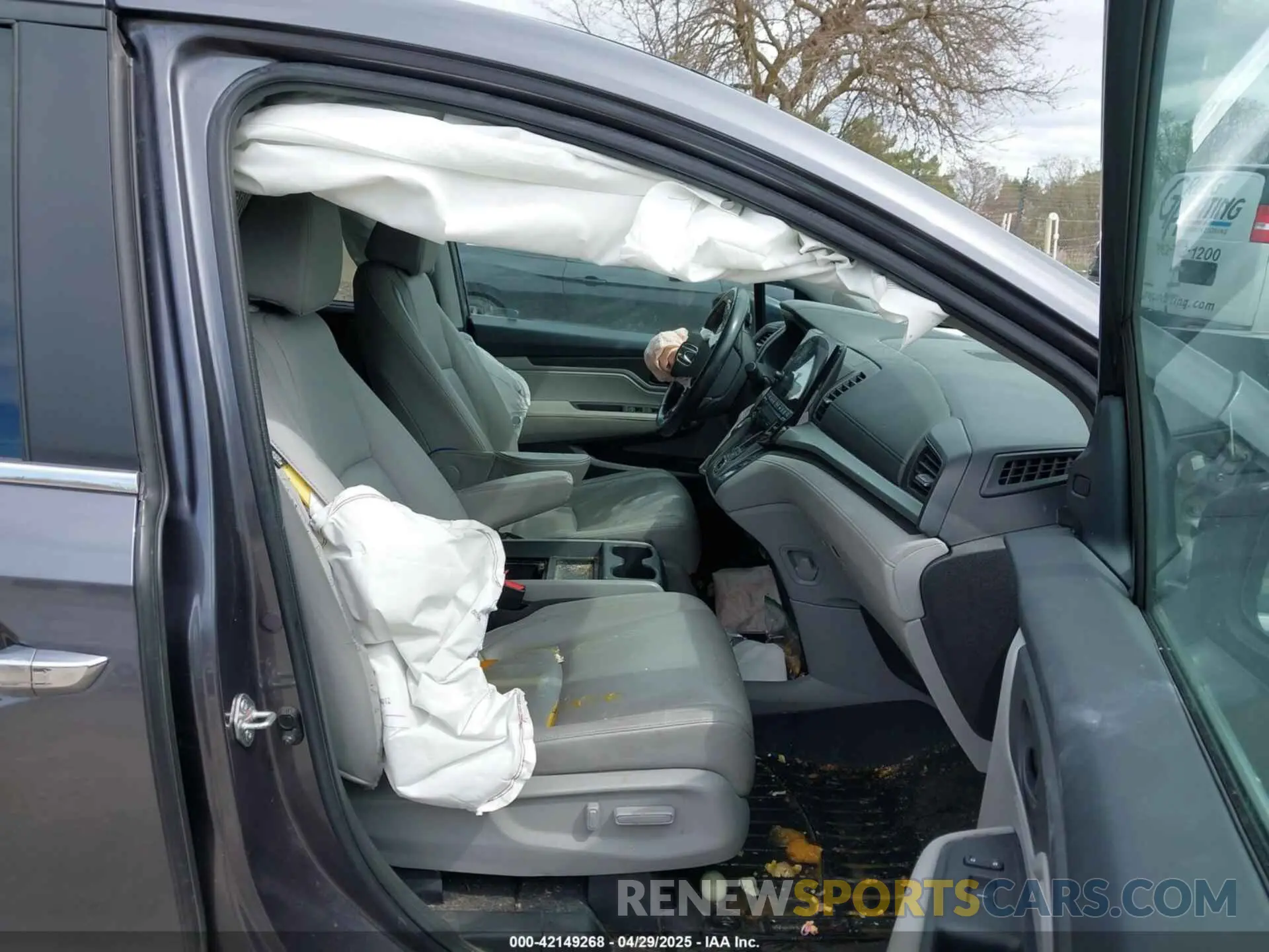 5 Photograph of a damaged car 5FNRL6H76LB062477 HONDA ODYSSEY 2020