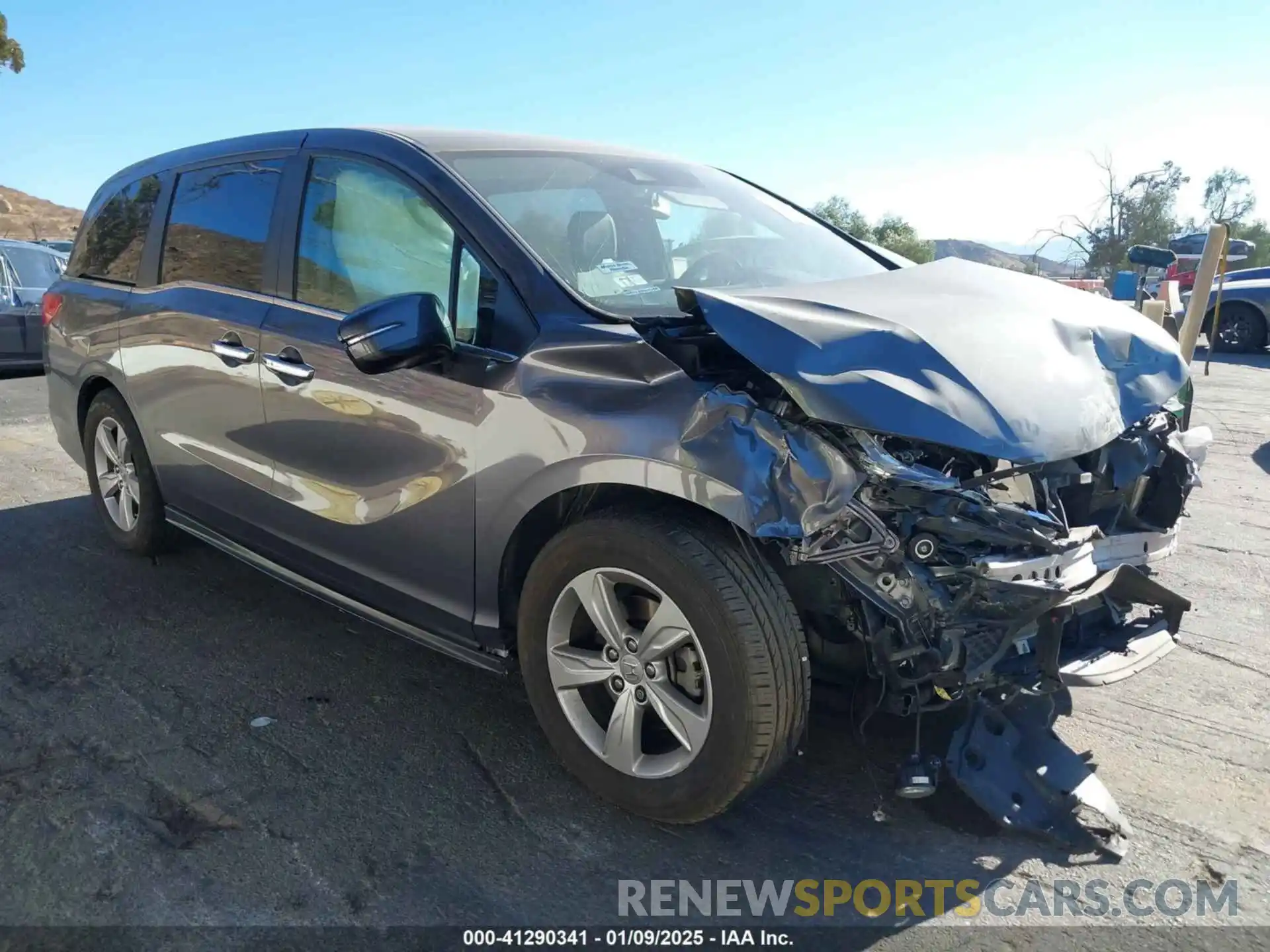 1 Photograph of a damaged car 5FNRL6H76LB066738 HONDA ODYSSEY 2020