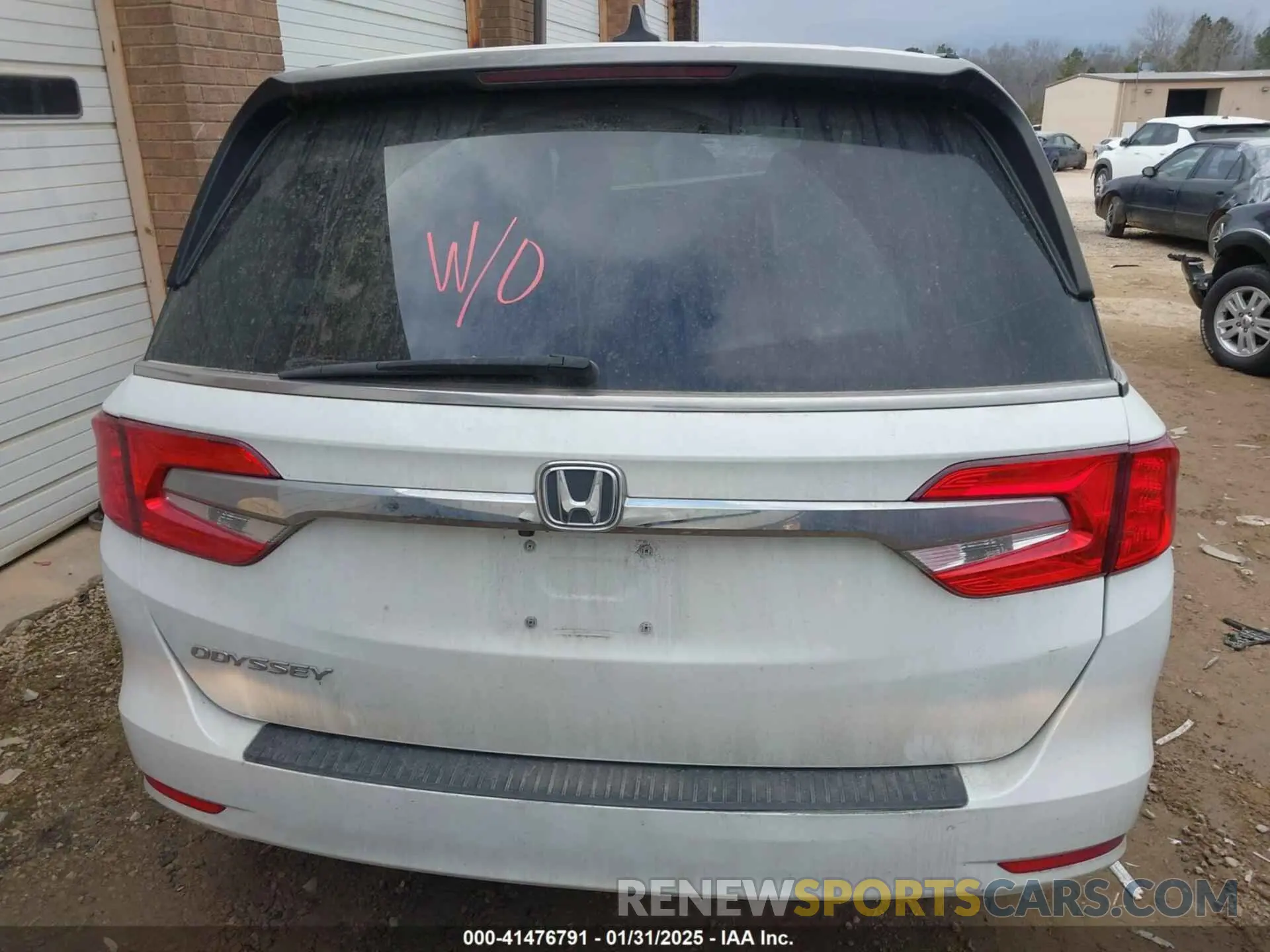 15 Photograph of a damaged car 5FNRL6H78LB036849 HONDA ODYSSEY 2020