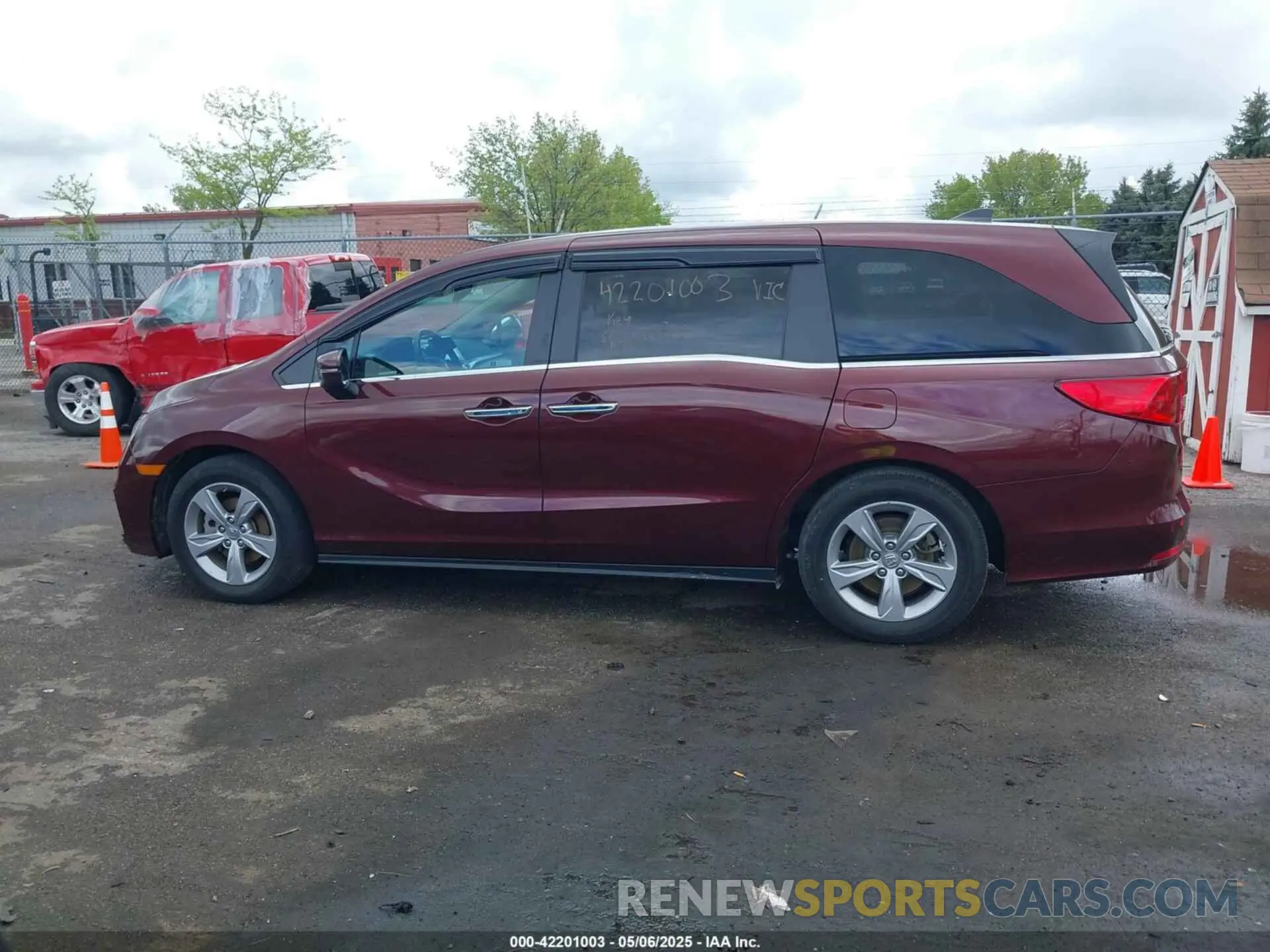 14 Photograph of a damaged car 5FNRL6H78LB041159 HONDA ODYSSEY 2020