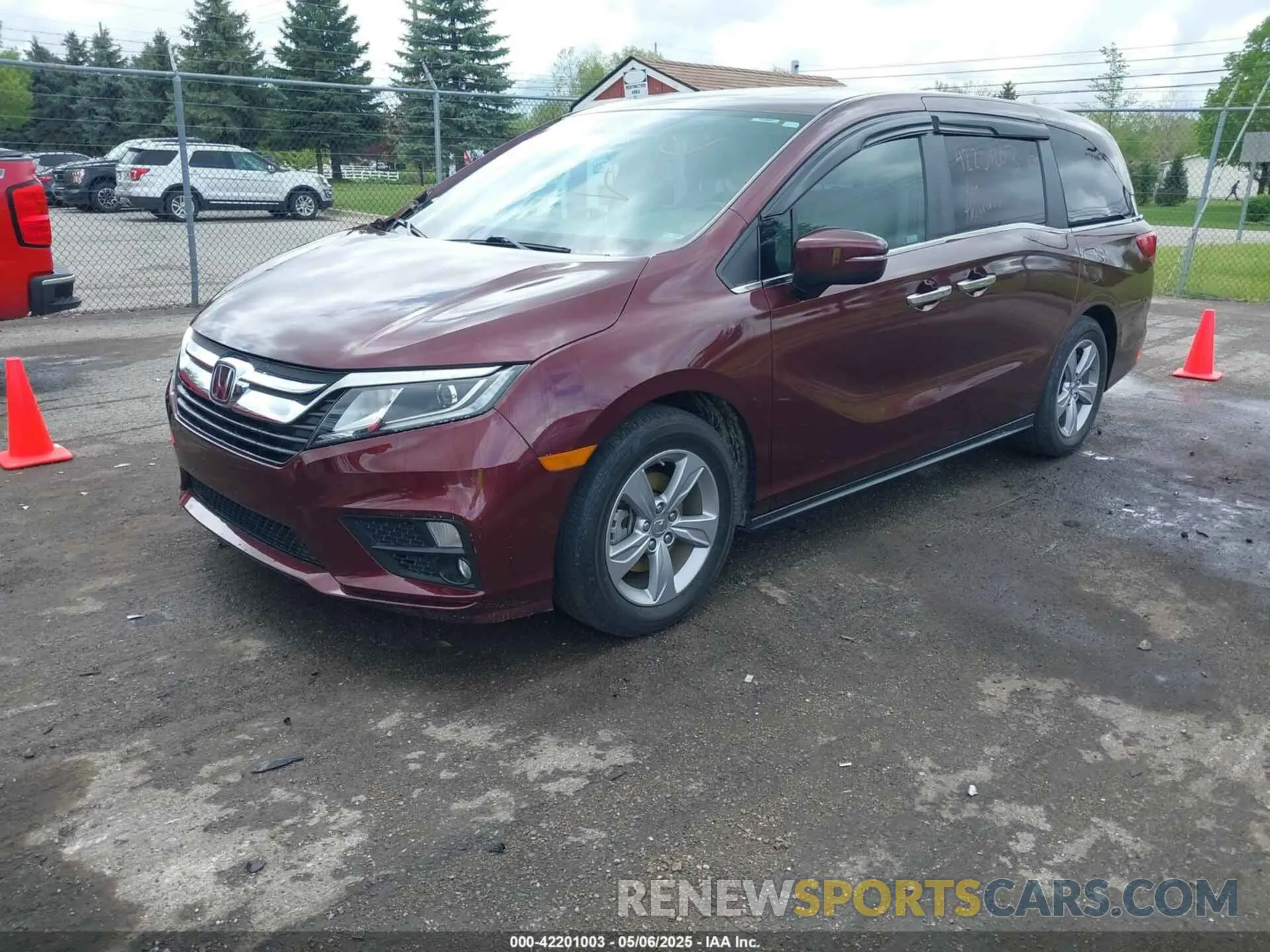 2 Photograph of a damaged car 5FNRL6H78LB041159 HONDA ODYSSEY 2020