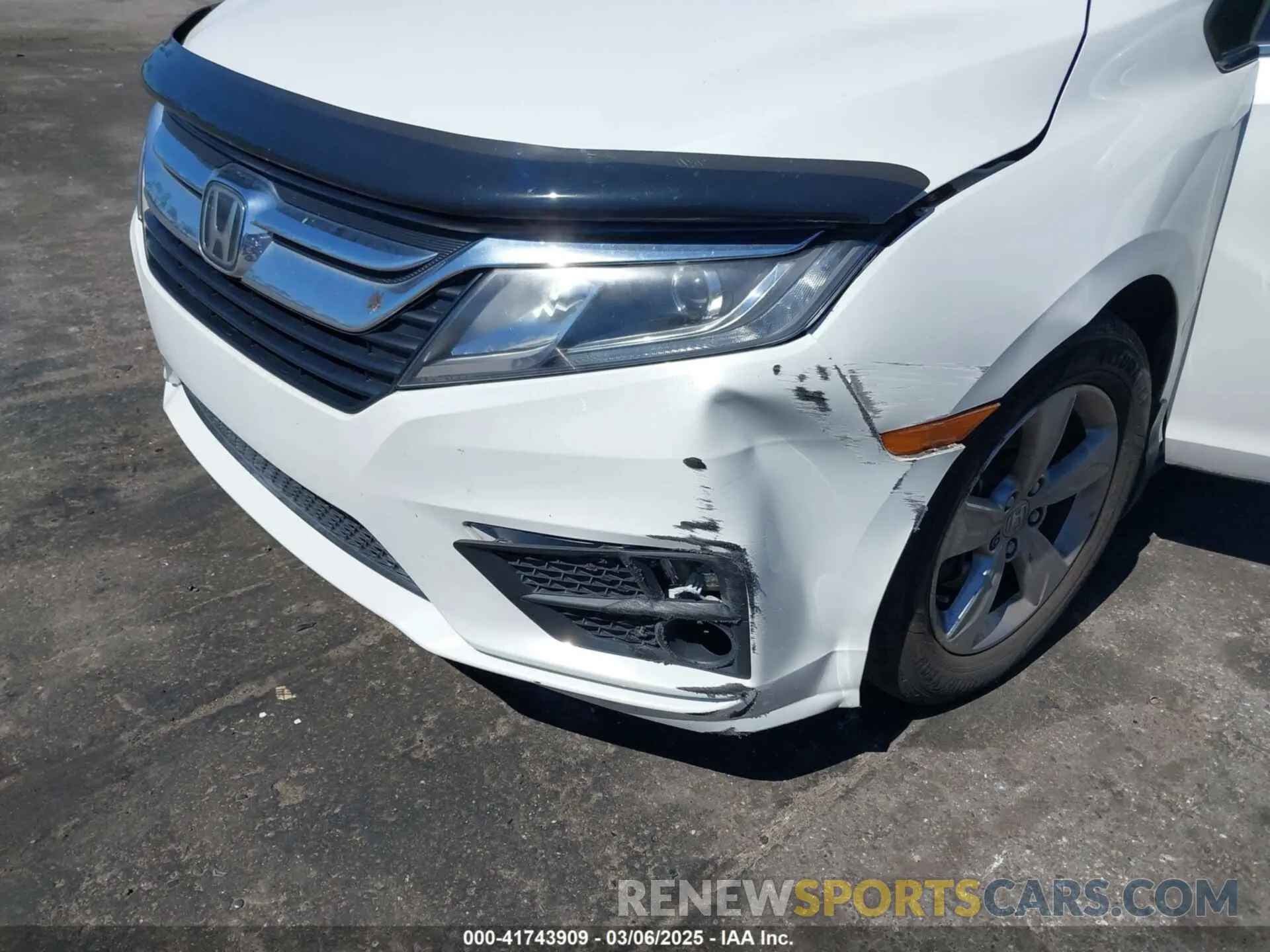 6 Photograph of a damaged car 5FNRL6H79LB025360 HONDA ODYSSEY 2020