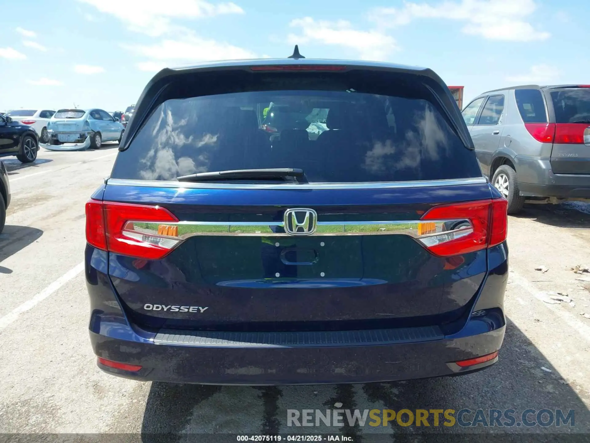 16 Photograph of a damaged car 5FNRL6H79LB039226 HONDA ODYSSEY 2020