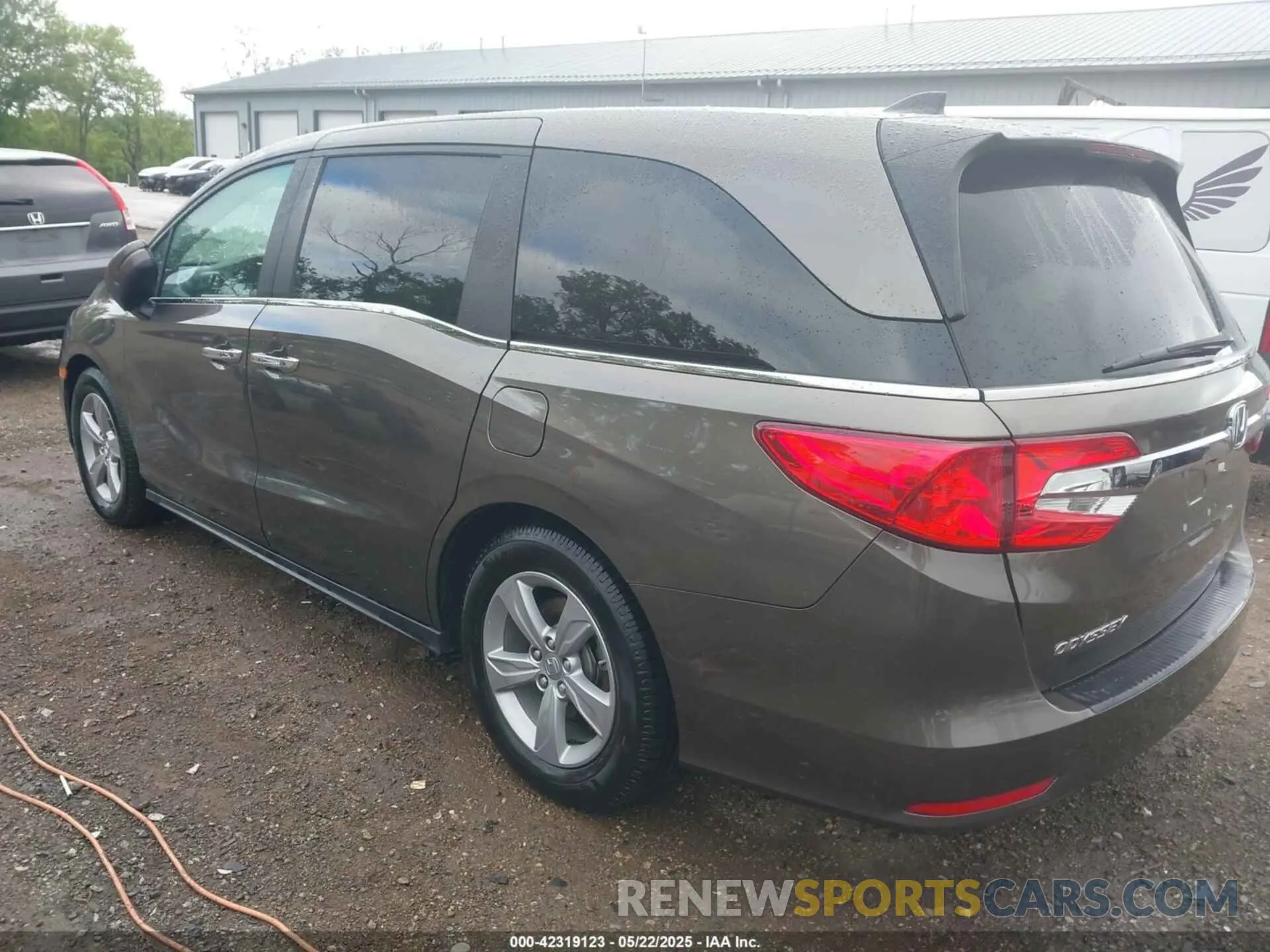 3 Photograph of a damaged car 5FNRL6H79LB048802 HONDA ODYSSEY 2020