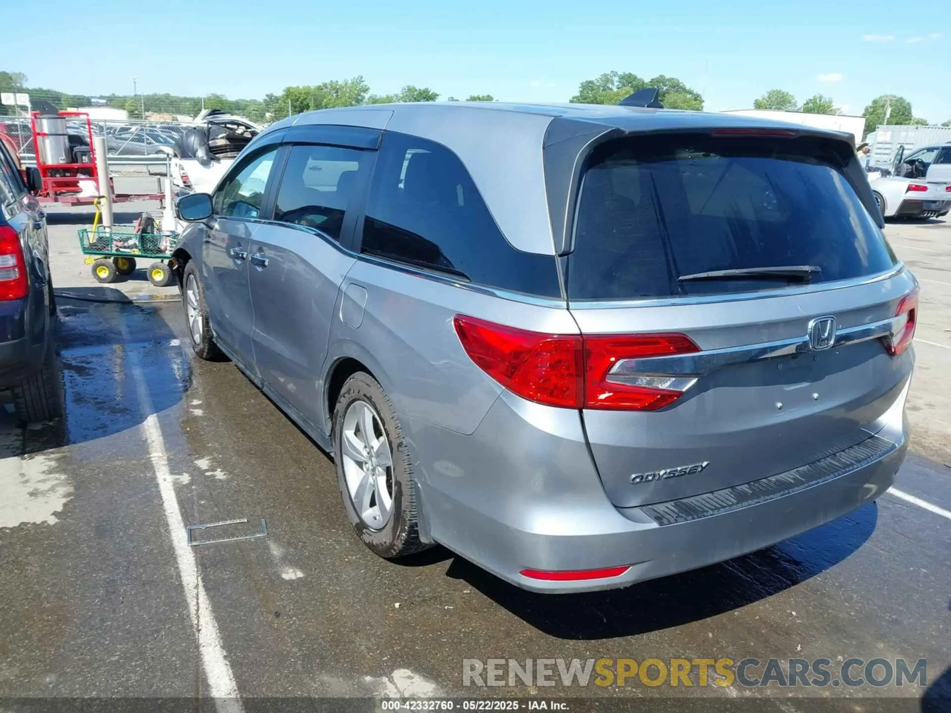 3 Photograph of a damaged car 5FNRL6H79LB060724 HONDA ODYSSEY 2020
