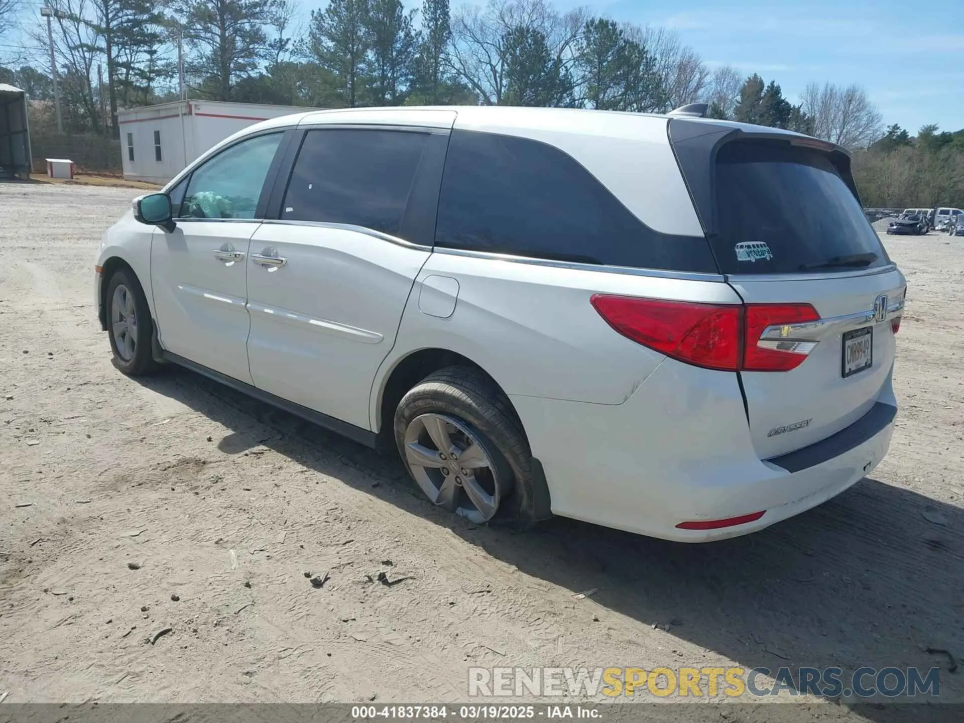 3 Photograph of a damaged car 5FNRL6H7XLB023567 HONDA ODYSSEY 2020