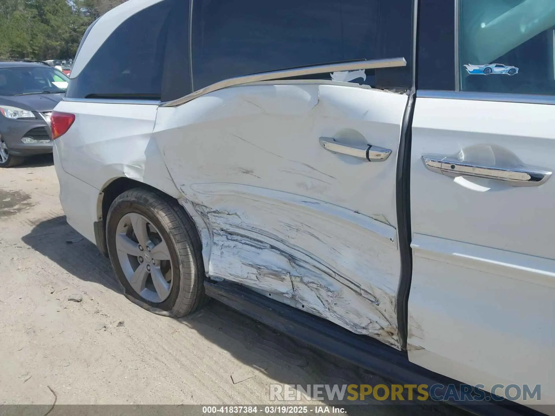 6 Photograph of a damaged car 5FNRL6H7XLB023567 HONDA ODYSSEY 2020