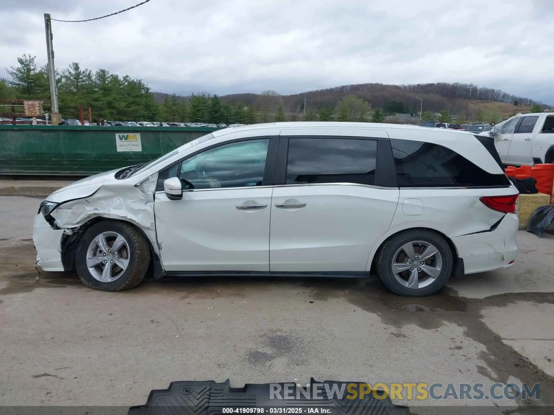 15 Photograph of a damaged car 5FNRL6H7XLB053197 HONDA ODYSSEY 2020