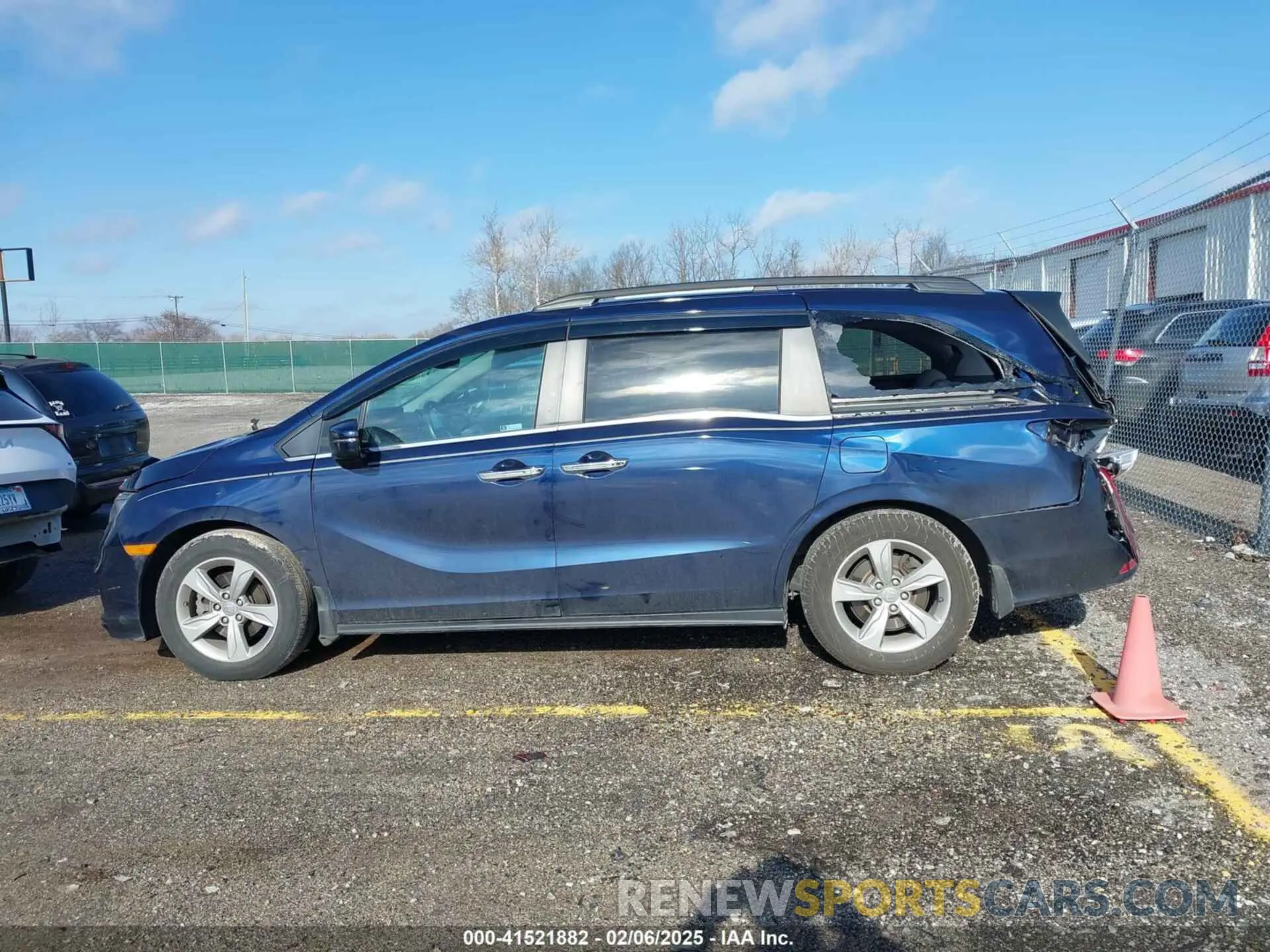 14 Photograph of a damaged car 5FNRL6H7XLB061414 HONDA ODYSSEY 2020