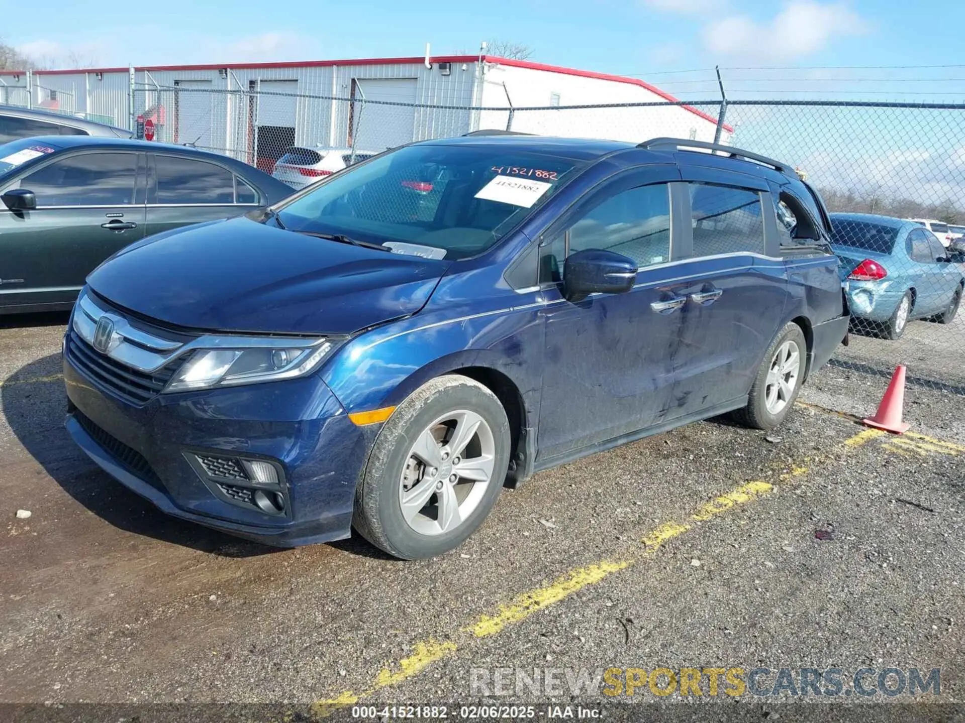 2 Photograph of a damaged car 5FNRL6H7XLB061414 HONDA ODYSSEY 2020