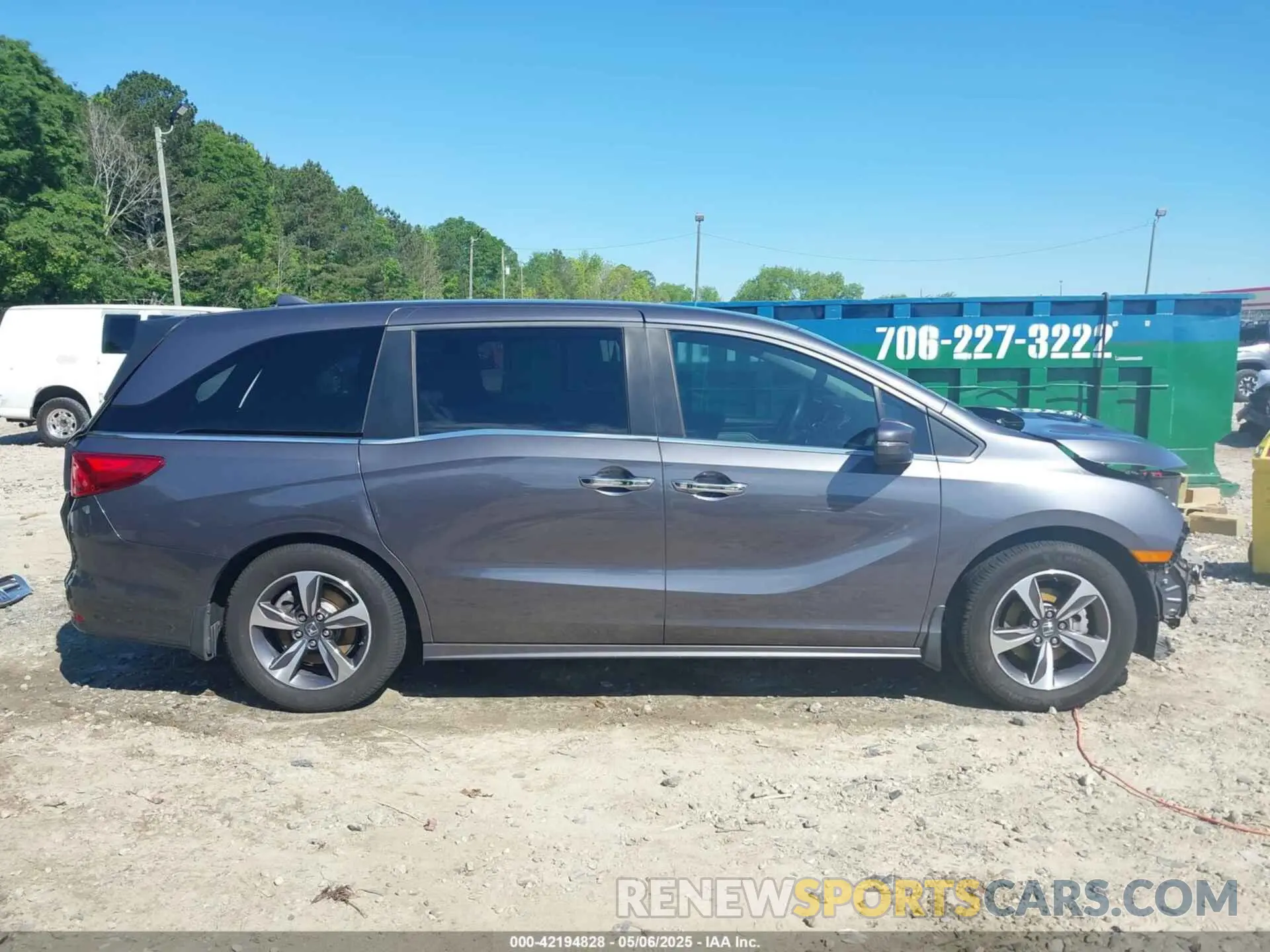 14 Photograph of a damaged car 5FNRL6H84LB001511 HONDA ODYSSEY 2020