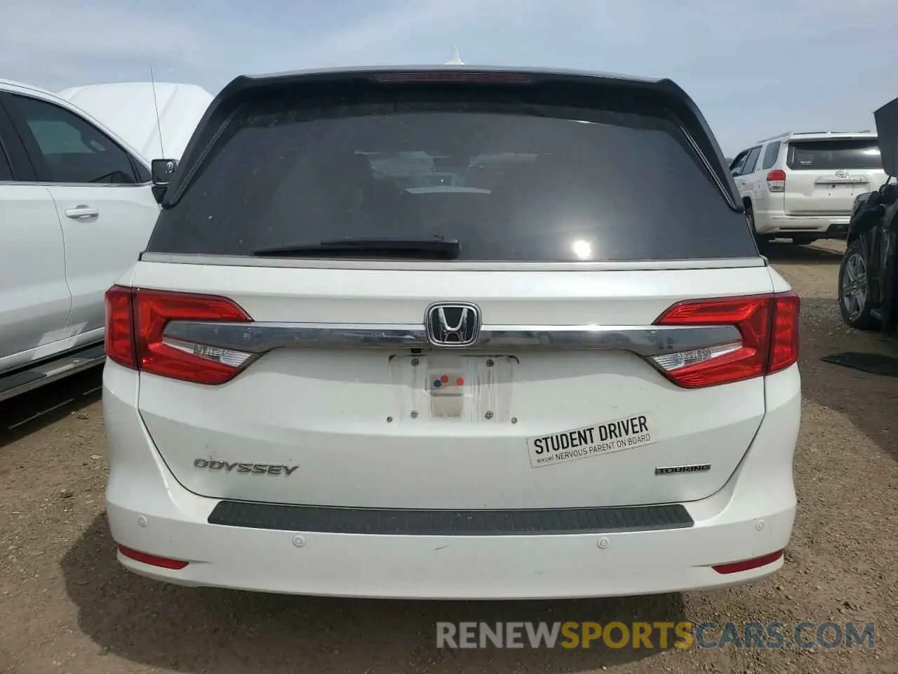 6 Photograph of a damaged car 5FNRL6H88LB024189 HONDA ODYSSEY 2020