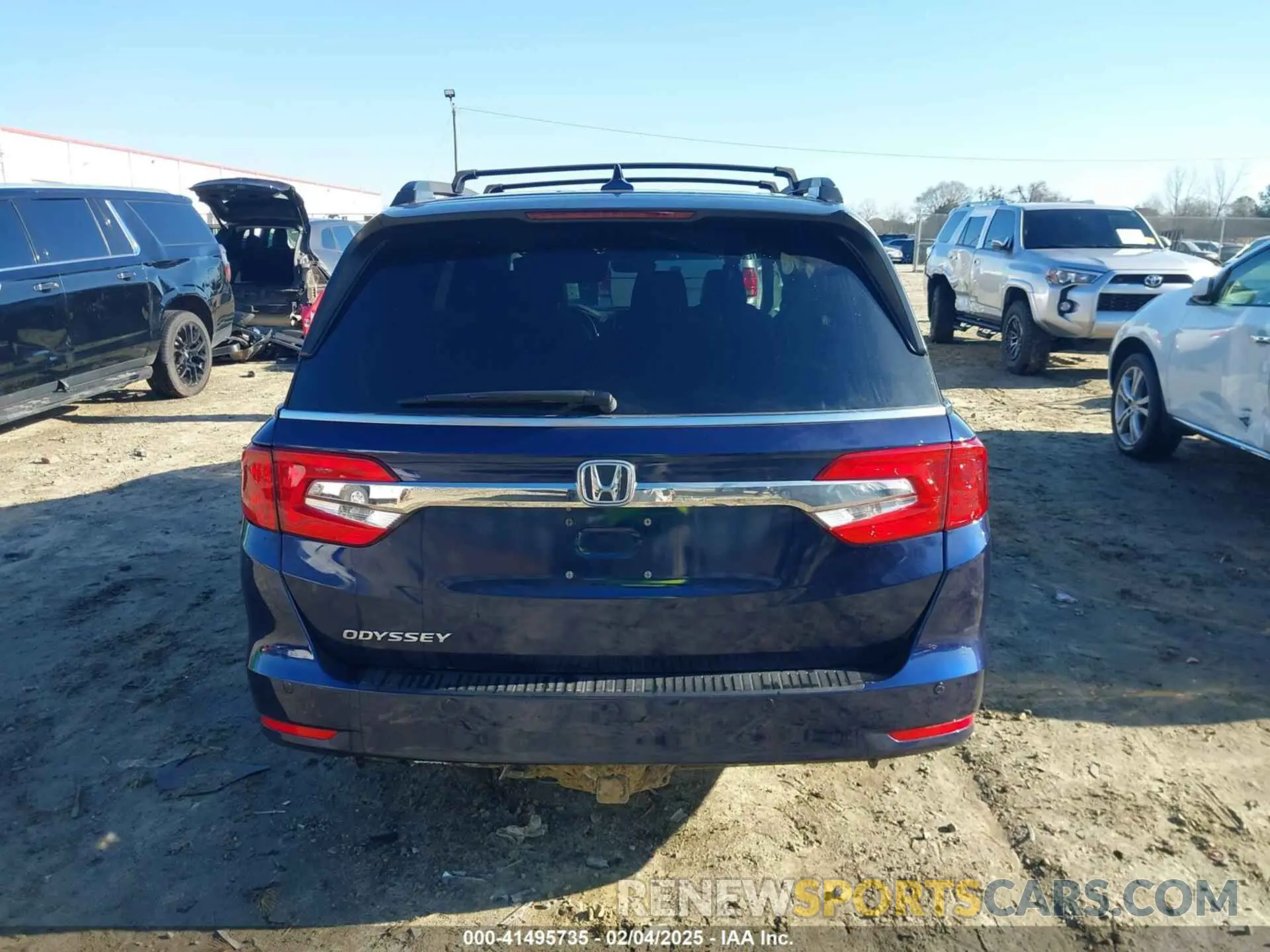 16 Photograph of a damaged car 5FNRL6H89LB015744 HONDA ODYSSEY 2020