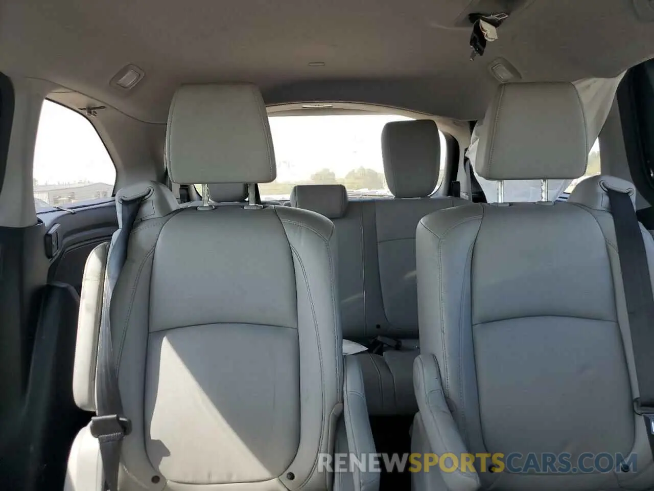 10 Photograph of a damaged car 5FNRL6H8XLB031189 HONDA ODYSSEY 2020