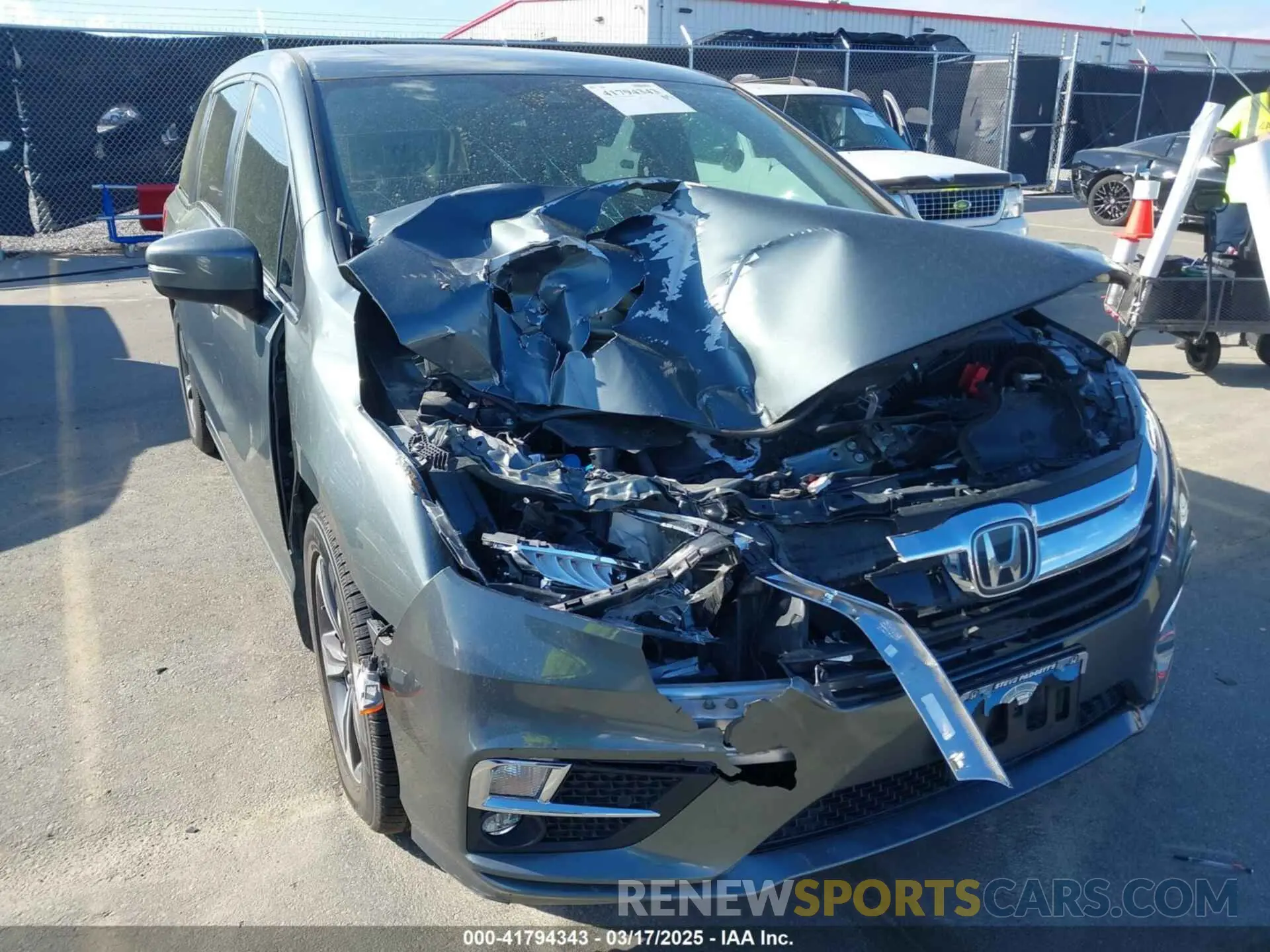 6 Photograph of a damaged car 5FNRL6H8XLB035047 HONDA ODYSSEY 2020