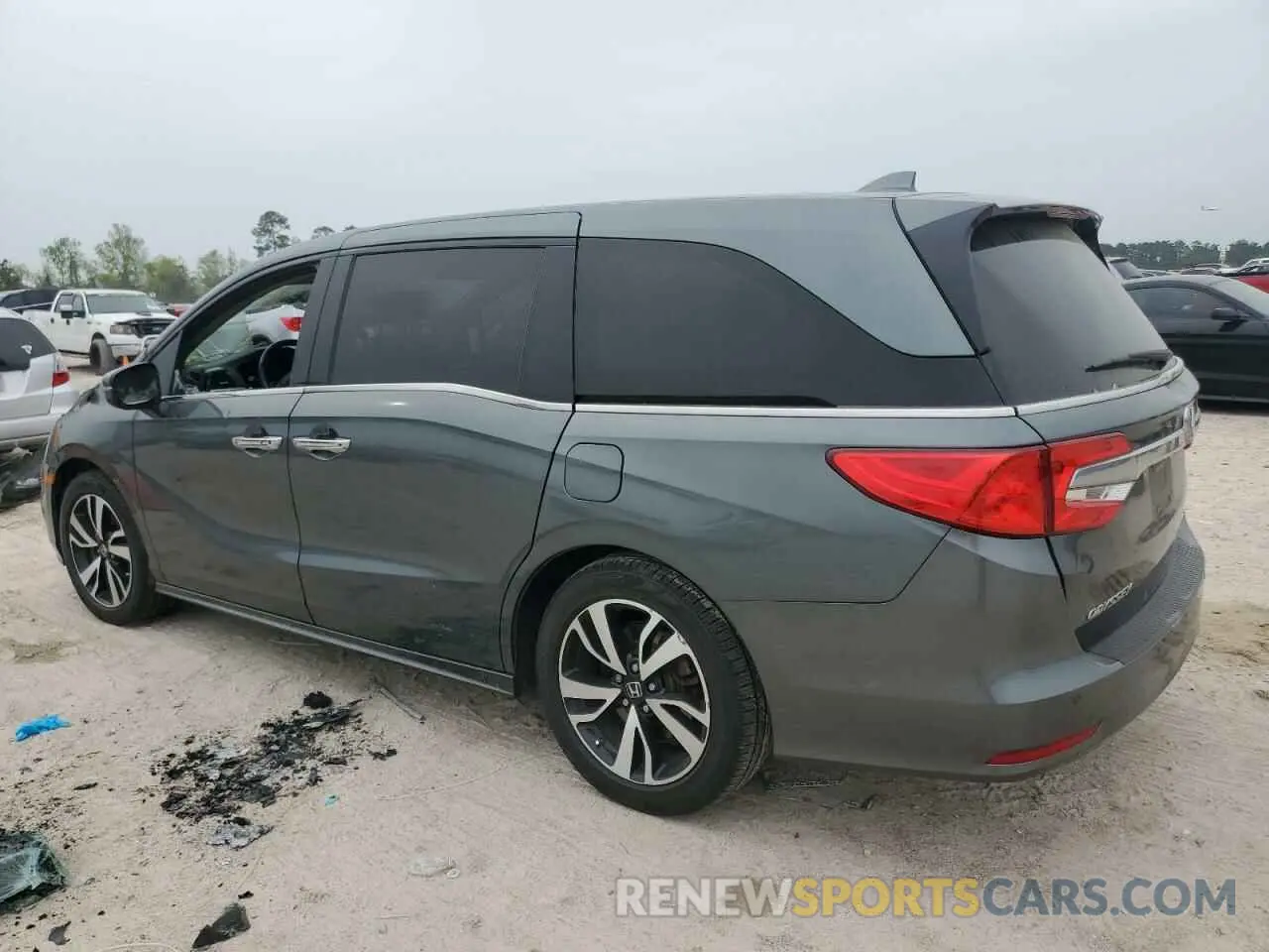 2 Photograph of a damaged car 5FNRL6H94LB041466 HONDA ODYSSEY 2020