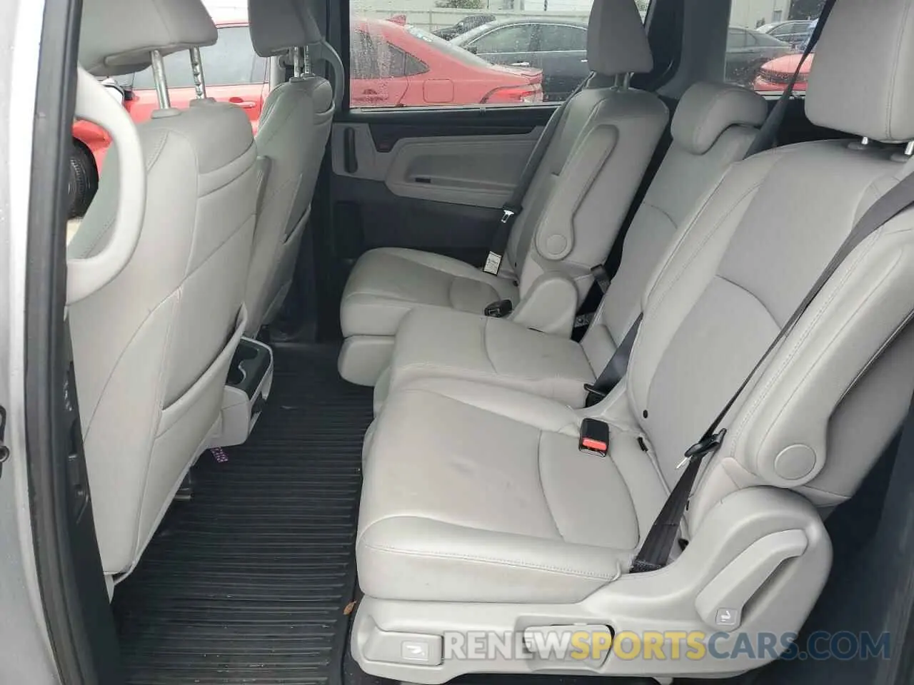 11 Photograph of a damaged car 5FNRL6H97LB039663 HONDA ODYSSEY 2020