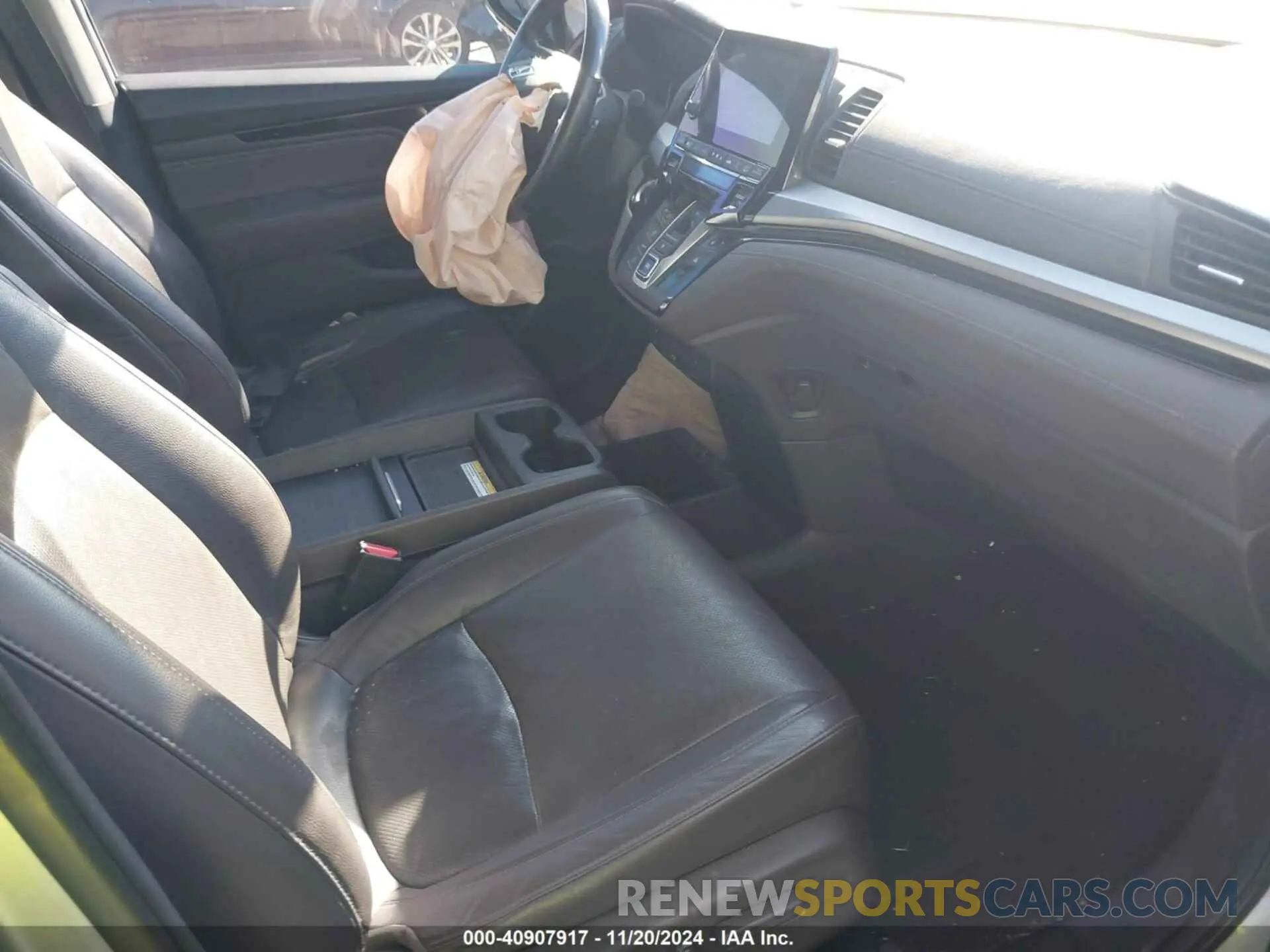 5 Photograph of a damaged car 5FNRL6H99LB055508 HONDA ODYSSEY 2020