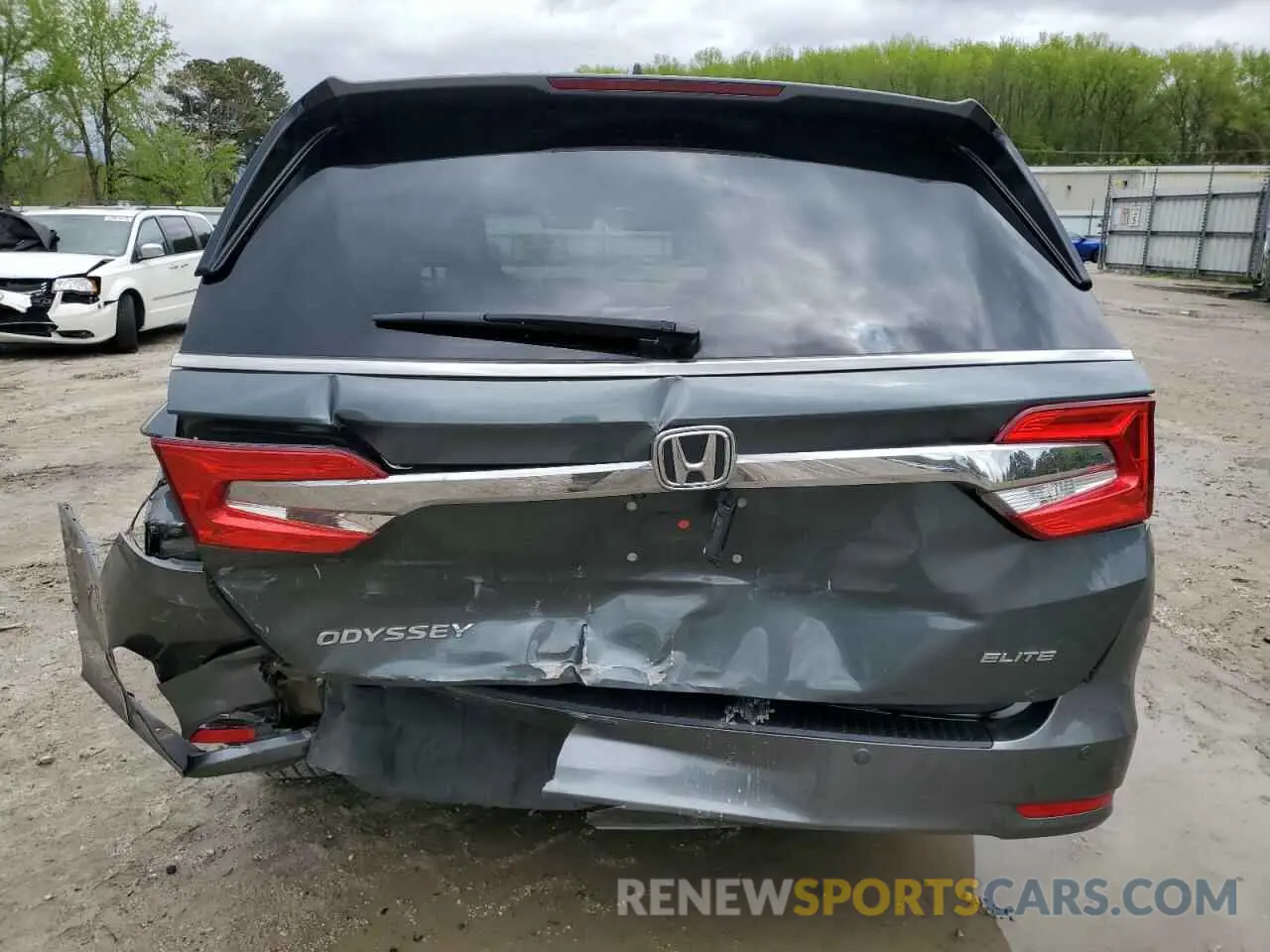 6 Photograph of a damaged car 5FNRL6H9XLB033176 HONDA ODYSSEY 2020
