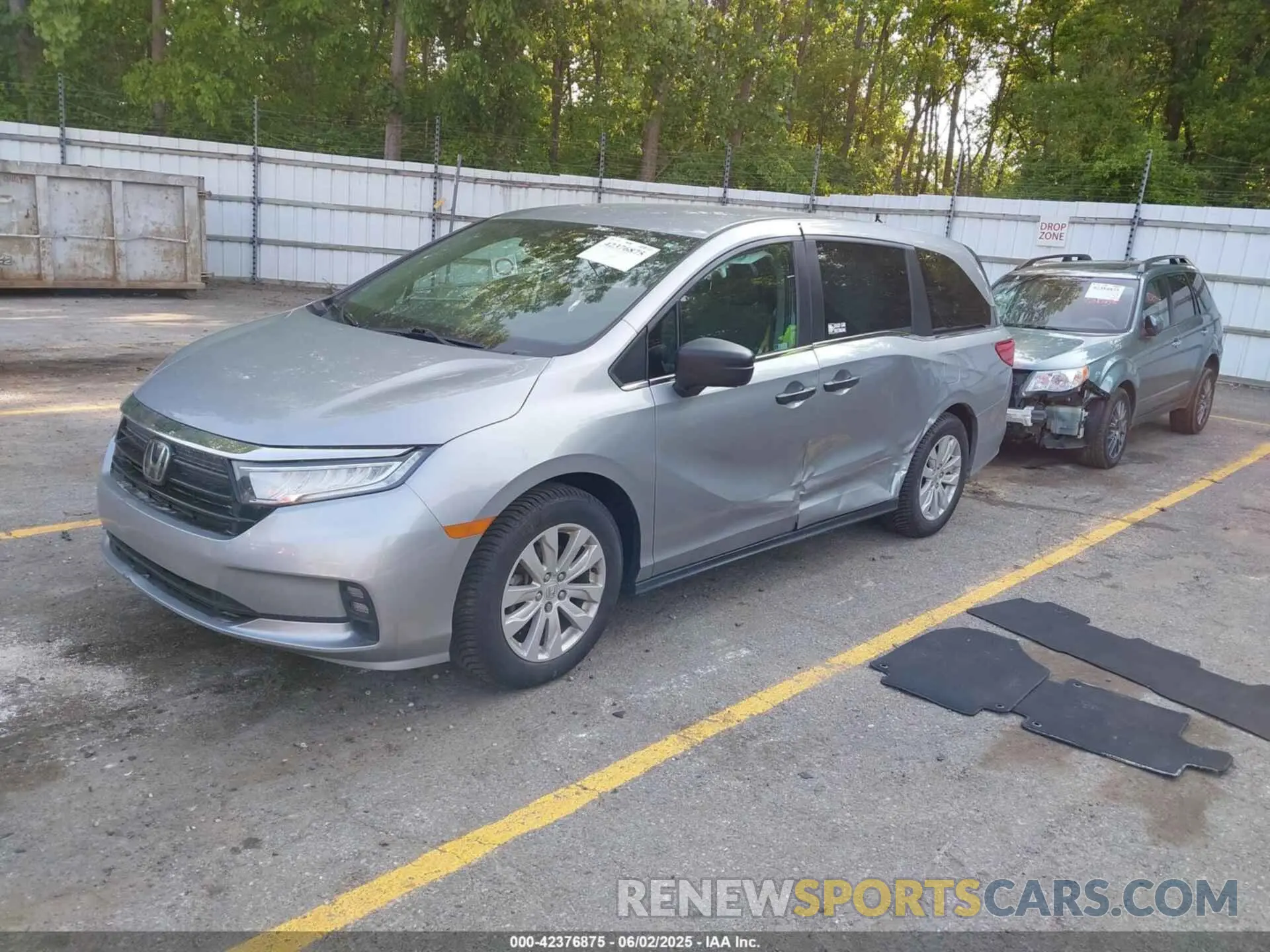 2 Photograph of a damaged car 5FNRL6H24MB043075 HONDA ODYSSEY 2021