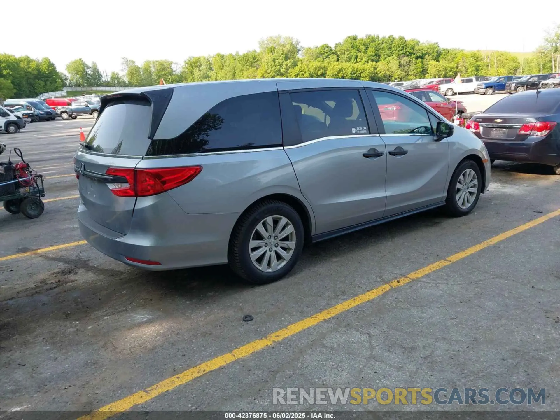 4 Photograph of a damaged car 5FNRL6H24MB043075 HONDA ODYSSEY 2021