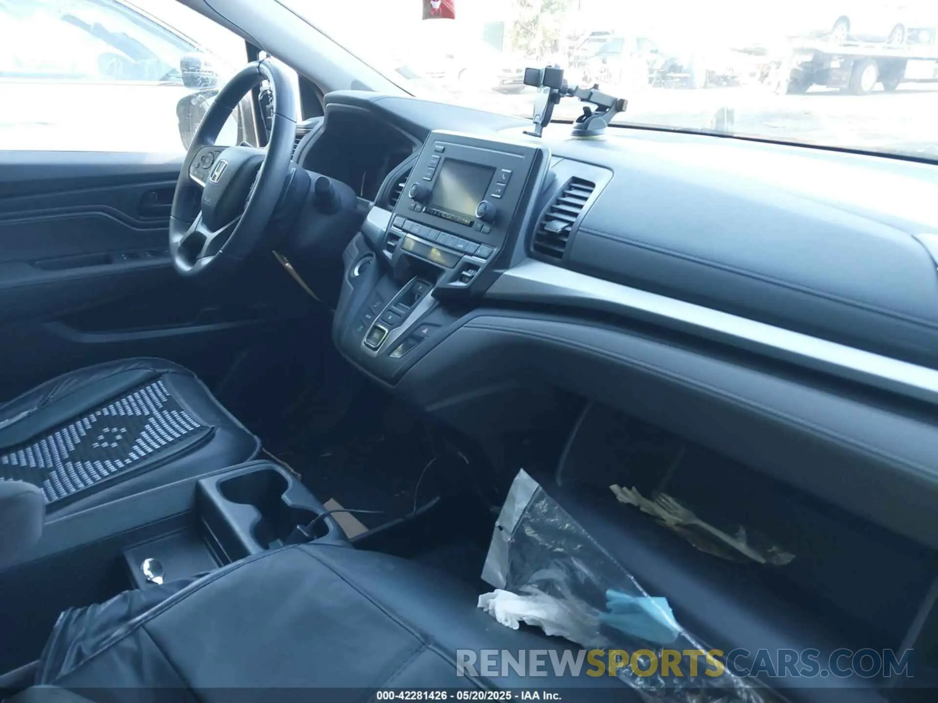 5 Photograph of a damaged car 5FNRL6H27MB019210 HONDA ODYSSEY 2021