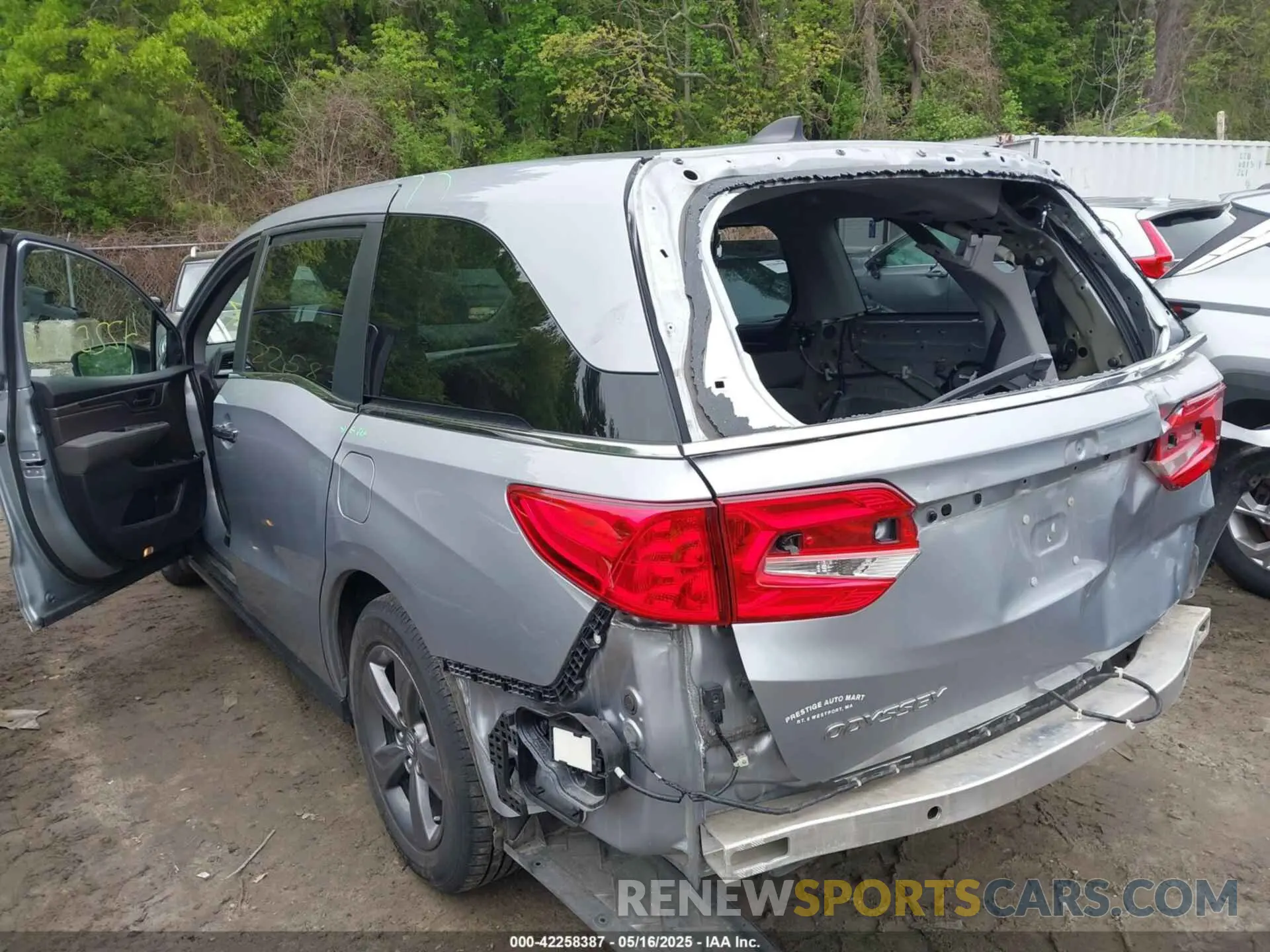 6 Photograph of a damaged car 5FNRL6H50MB016840 HONDA ODYSSEY 2021