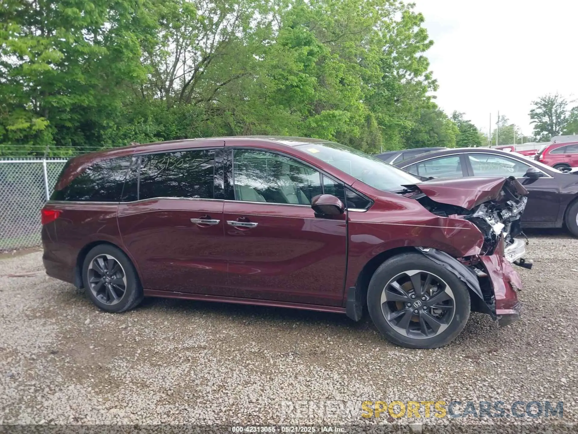 14 Photograph of a damaged car 5FNRL6H52MB003703 HONDA ODYSSEY 2021