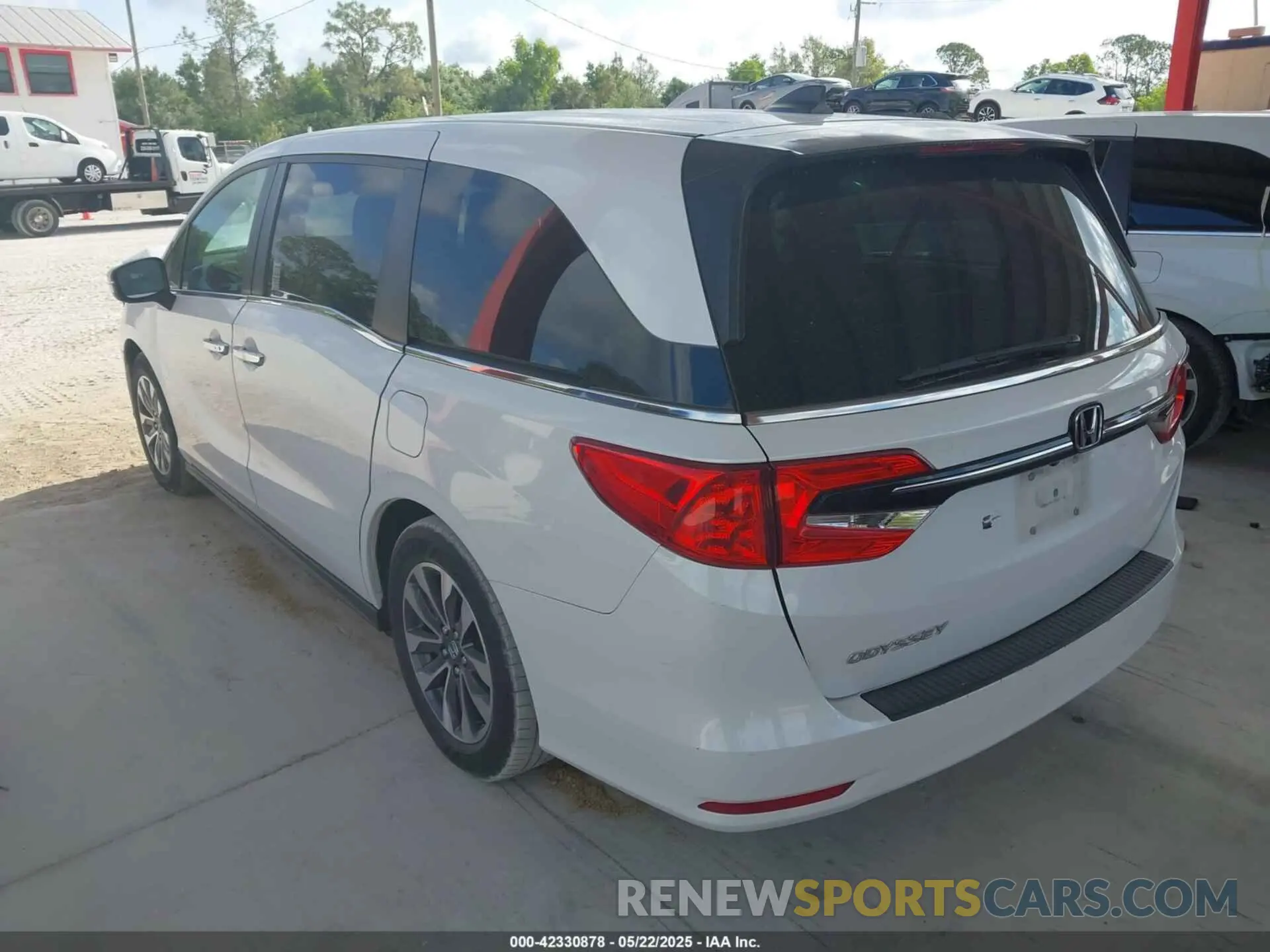 3 Photograph of a damaged car 5FNRL6H70MB044073 HONDA ODYSSEY 2021