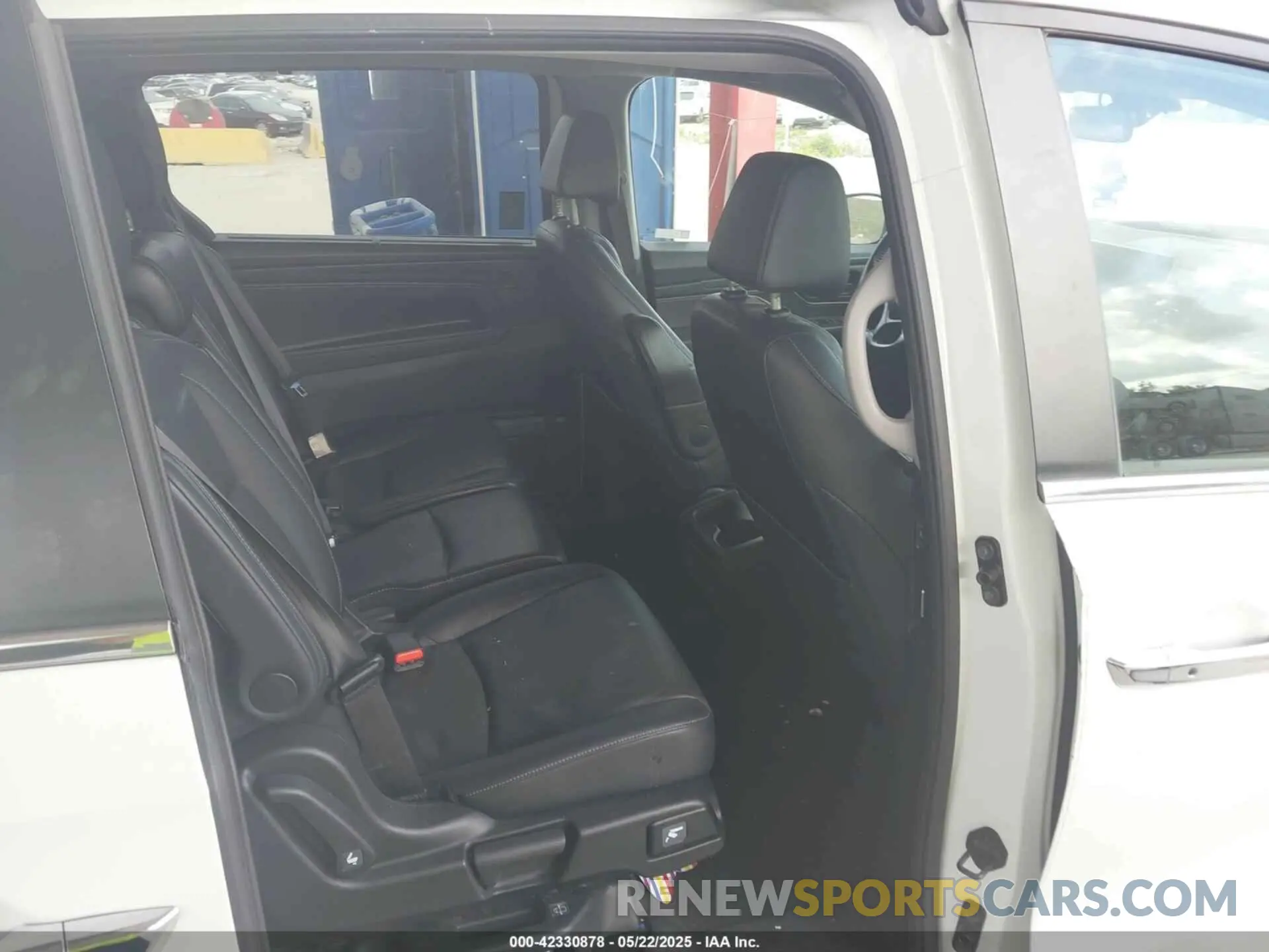 8 Photograph of a damaged car 5FNRL6H70MB044073 HONDA ODYSSEY 2021