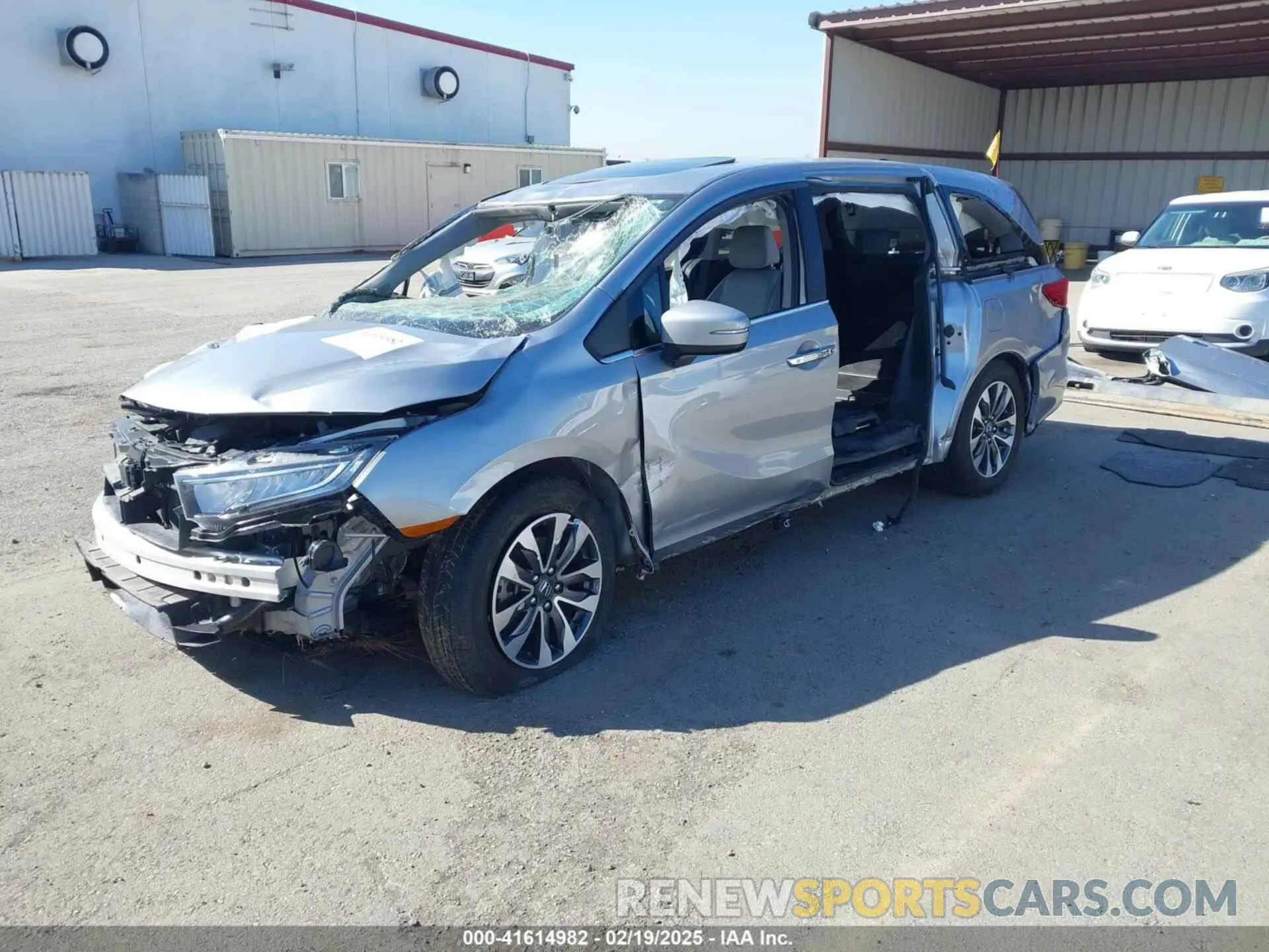 2 Photograph of a damaged car 5FNRL6H73MB019913 HONDA ODYSSEY 2021