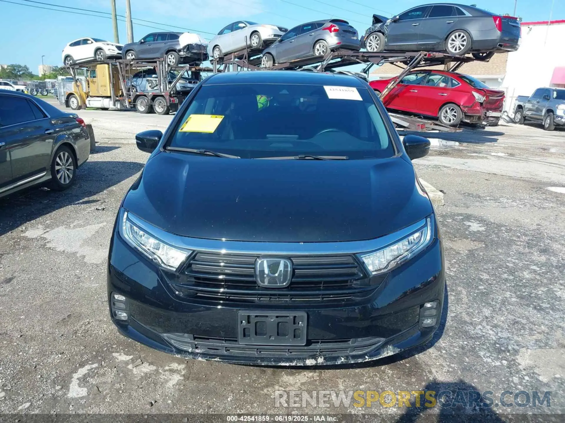 13 Photograph of a damaged car 5FNRL6H73MB027655 HONDA ODYSSEY 2021